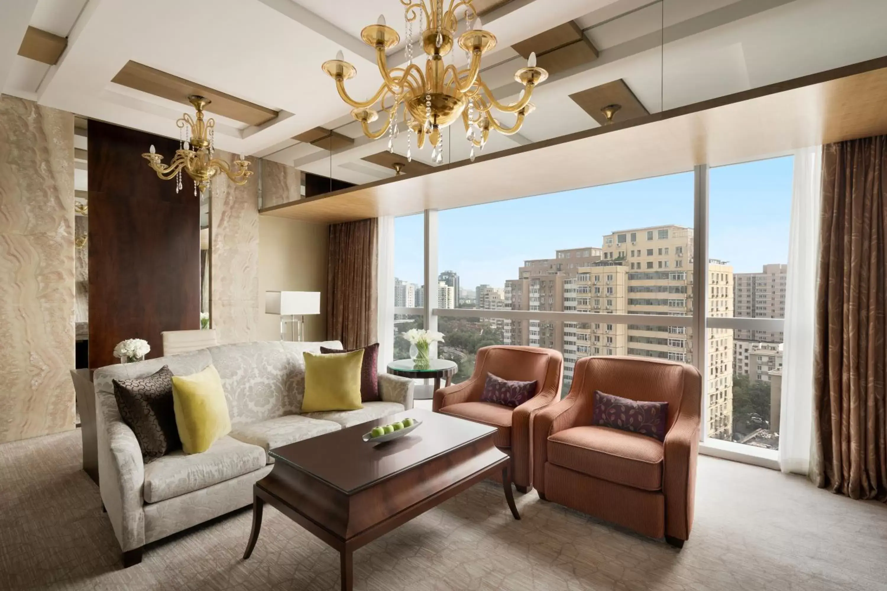 Living room, Seating Area in Shangri-La Beijing