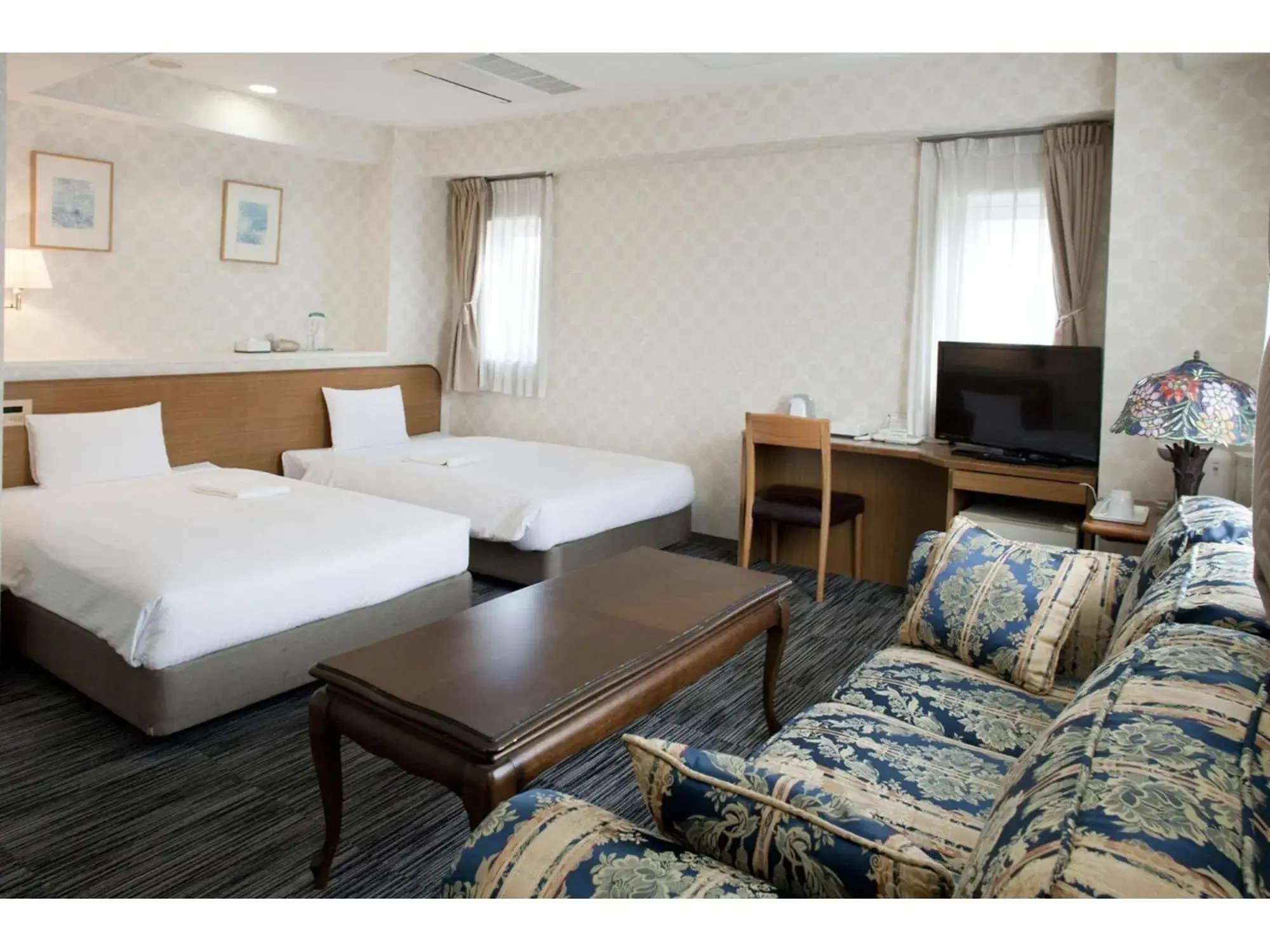 Photo of the whole room, Bed in Benikea Calton Hotel Fukuoka Tenjin