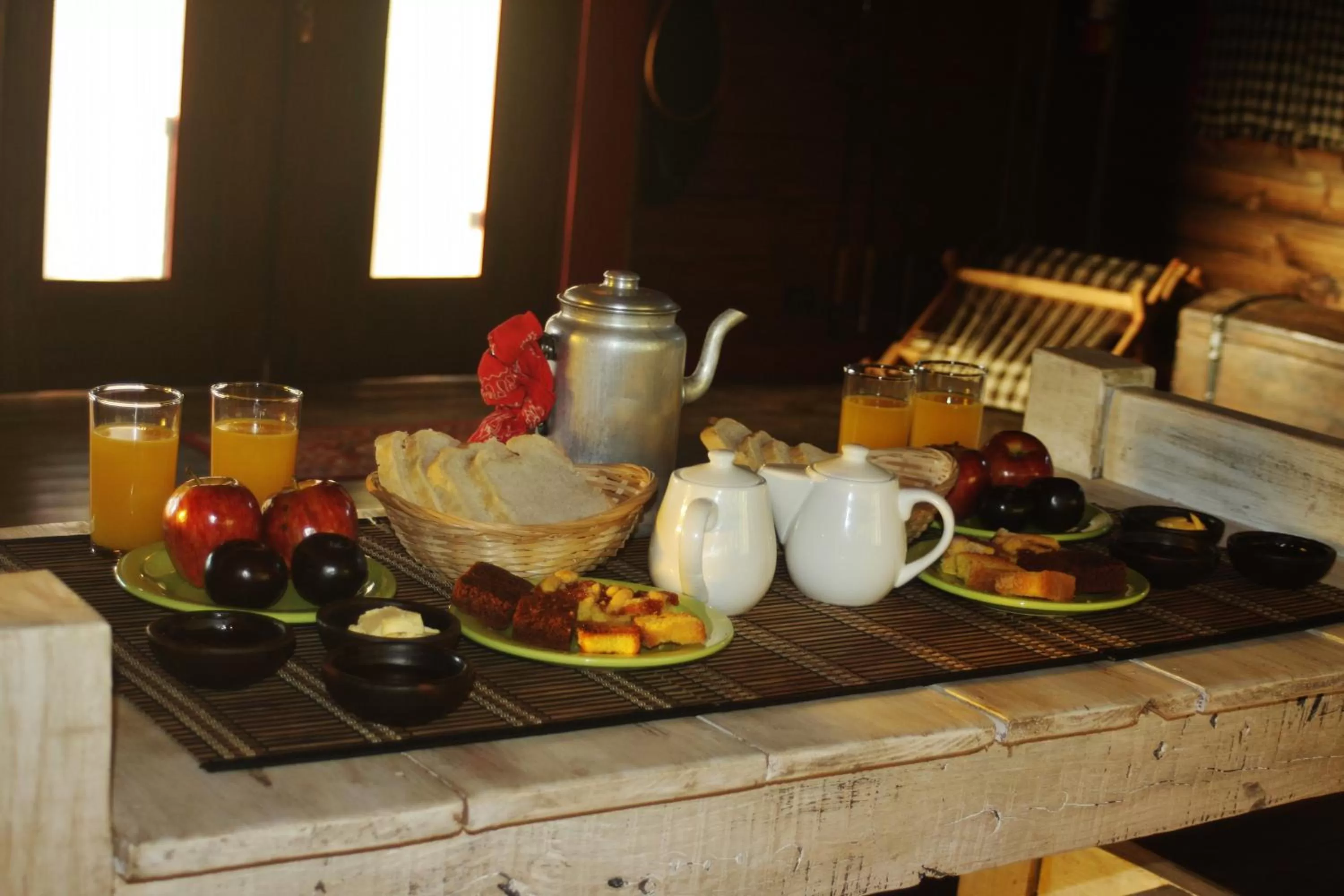 Breakfast in Las Pitras Lodge