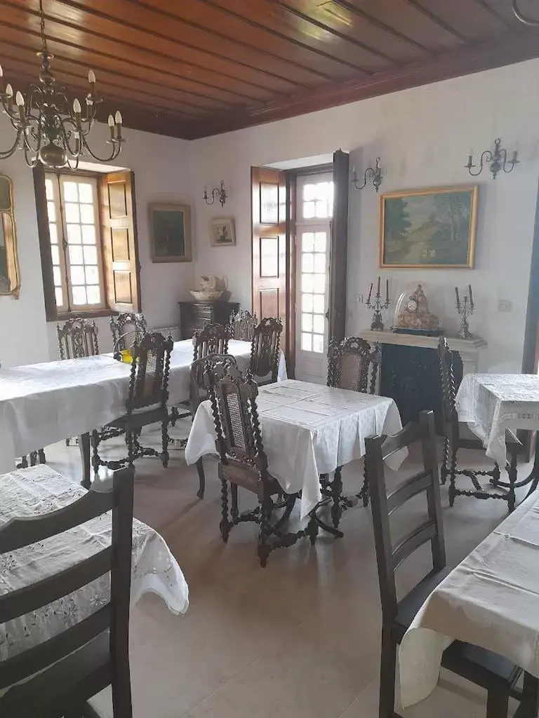 Restaurant/Places to Eat in Casas do sameiro