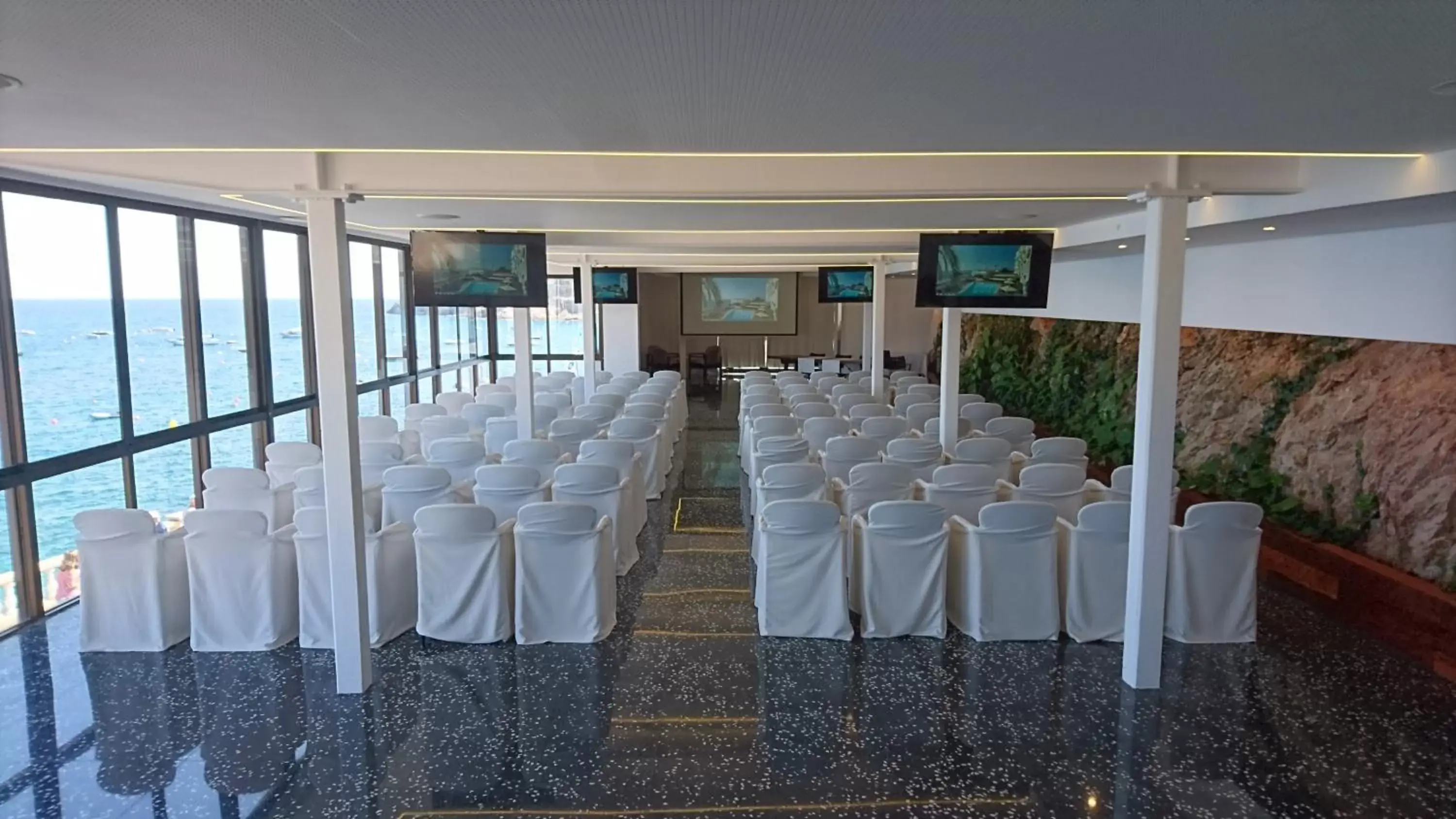 Business facilities, Banquet Facilities in Gran Hotel Reymar