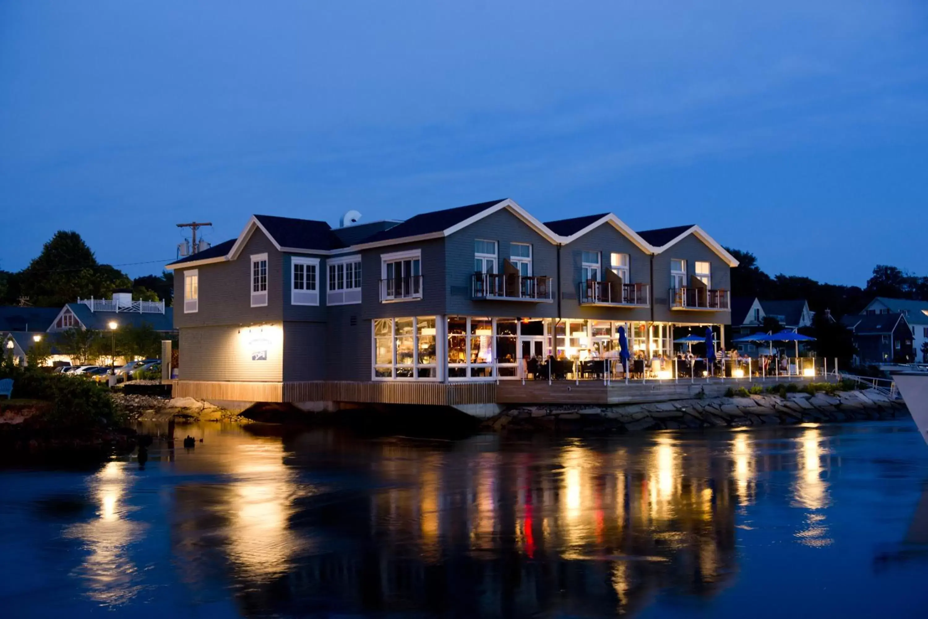 Facade/entrance, Property Building in The Boathouse