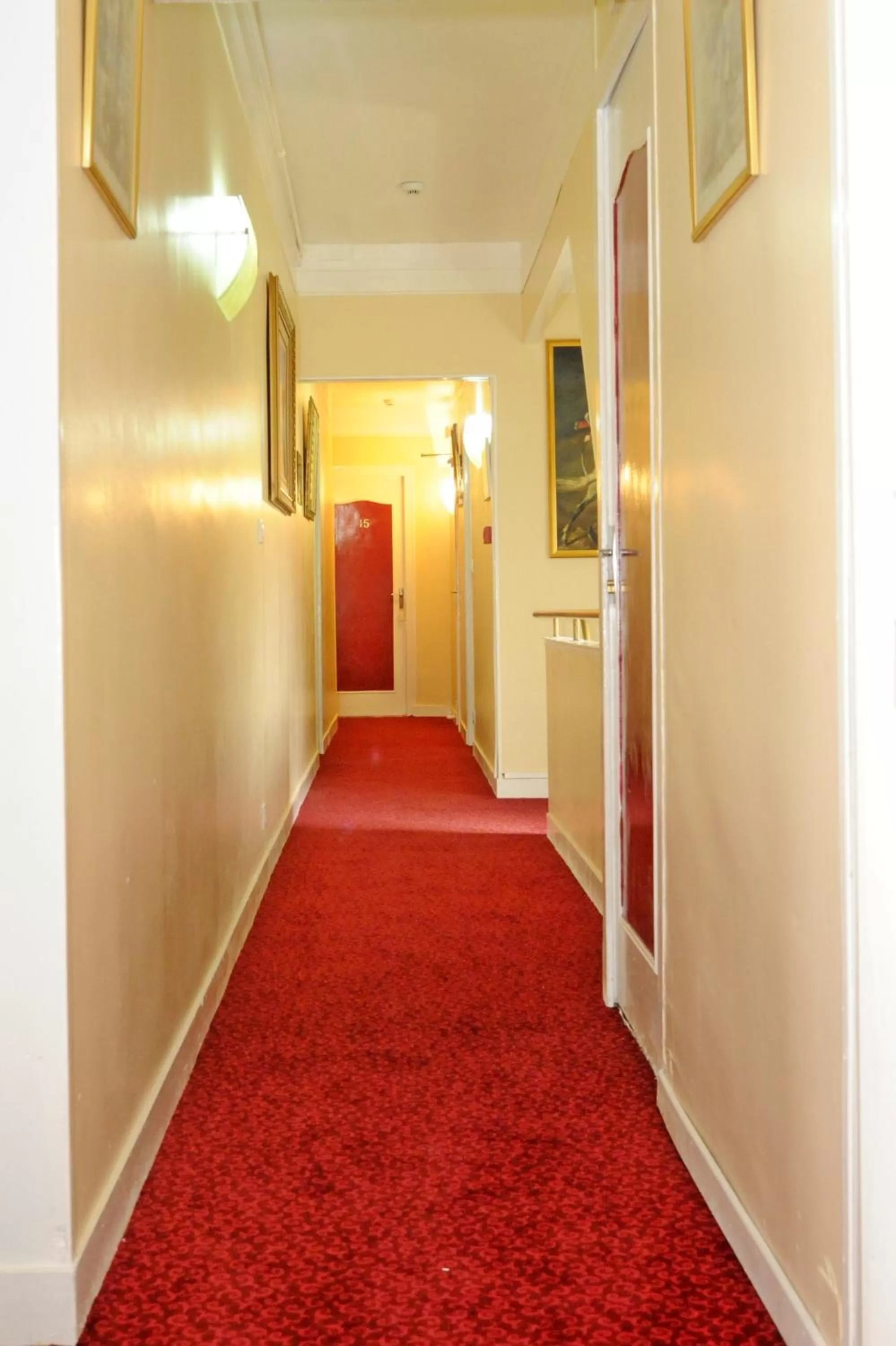 Decorative detail in Hotel La Tour