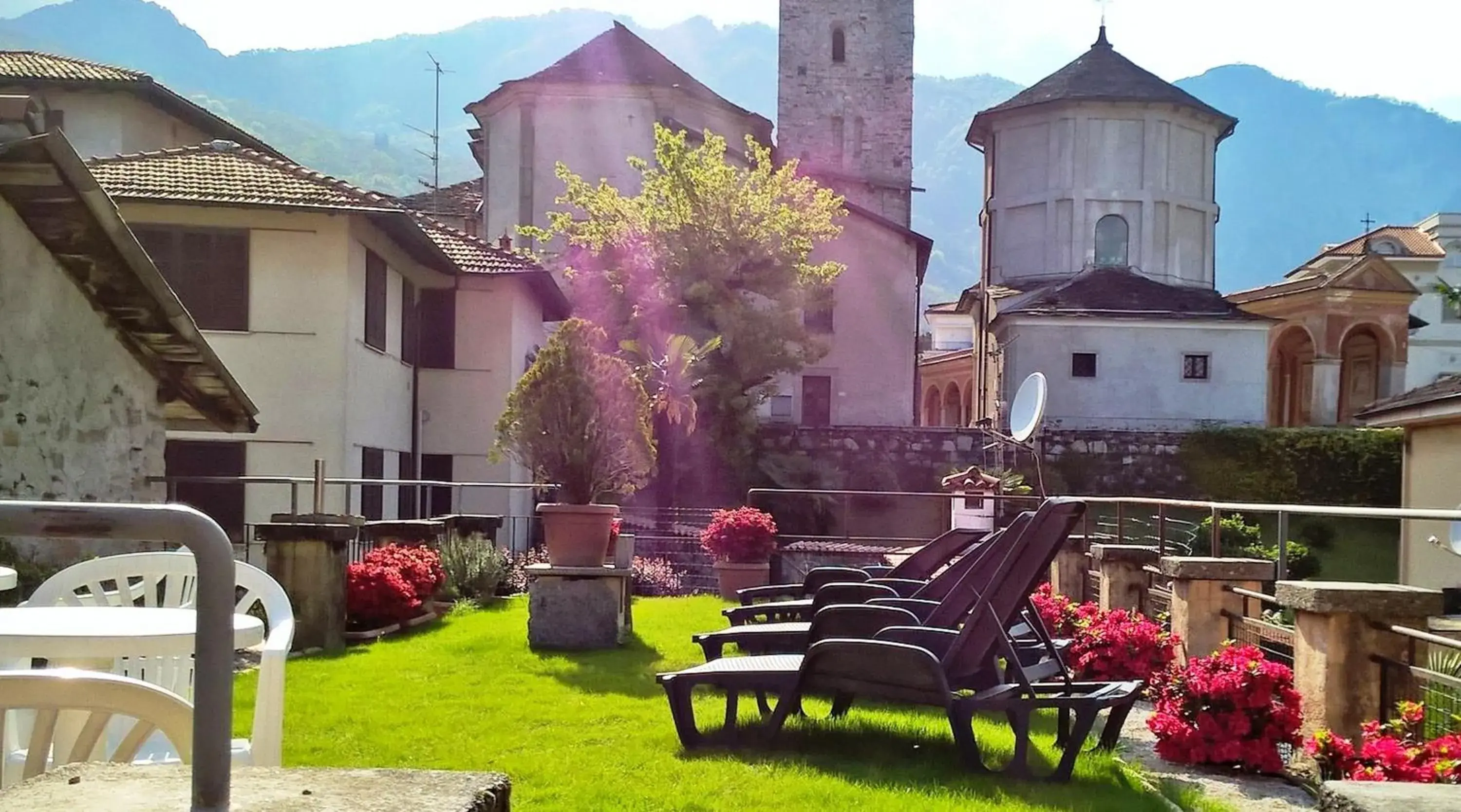 Garden, Property Building in Hotel Eden