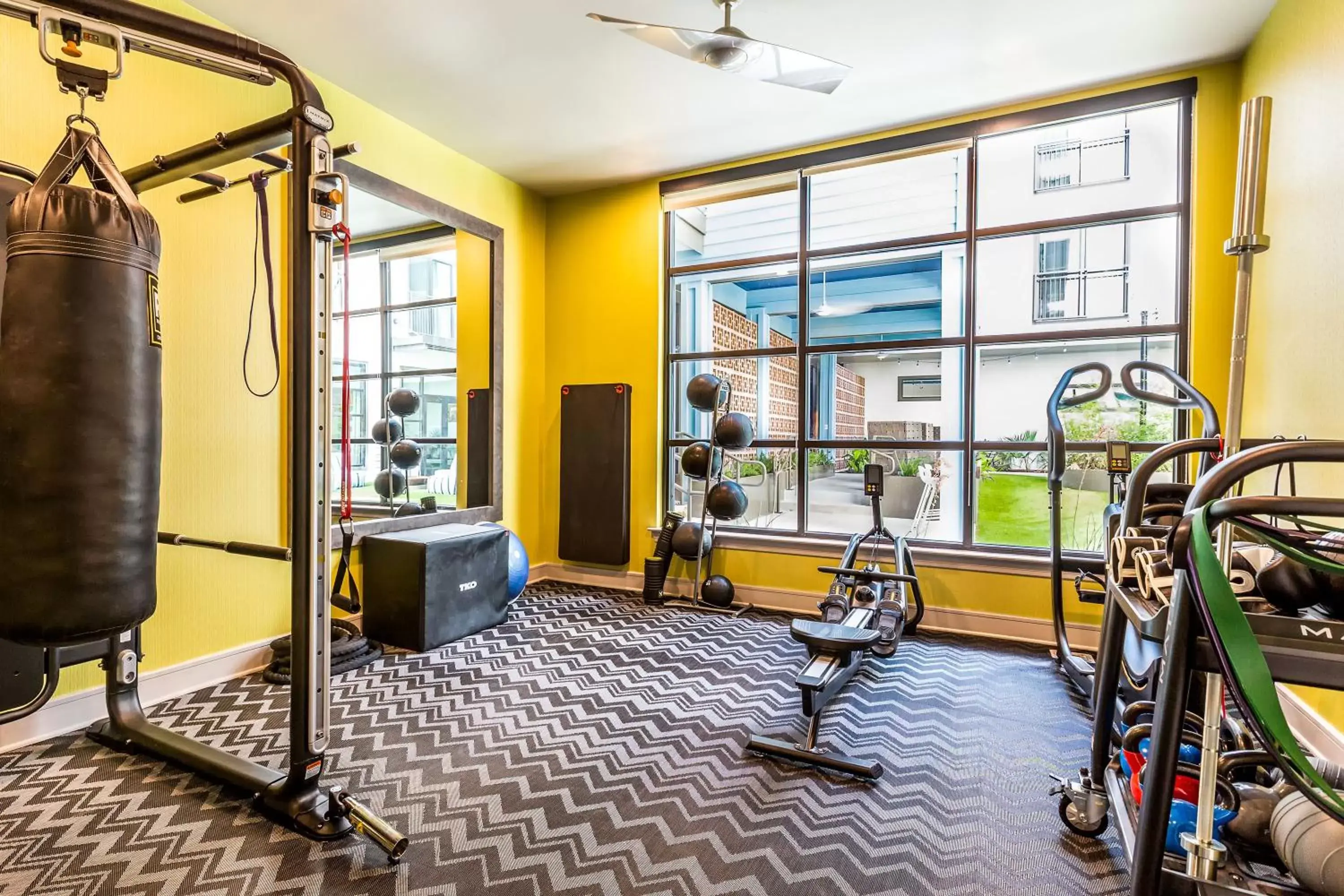 Fitness centre/facilities, Fitness Center/Facilities in Sentral East Austin at 1630 E Sixth