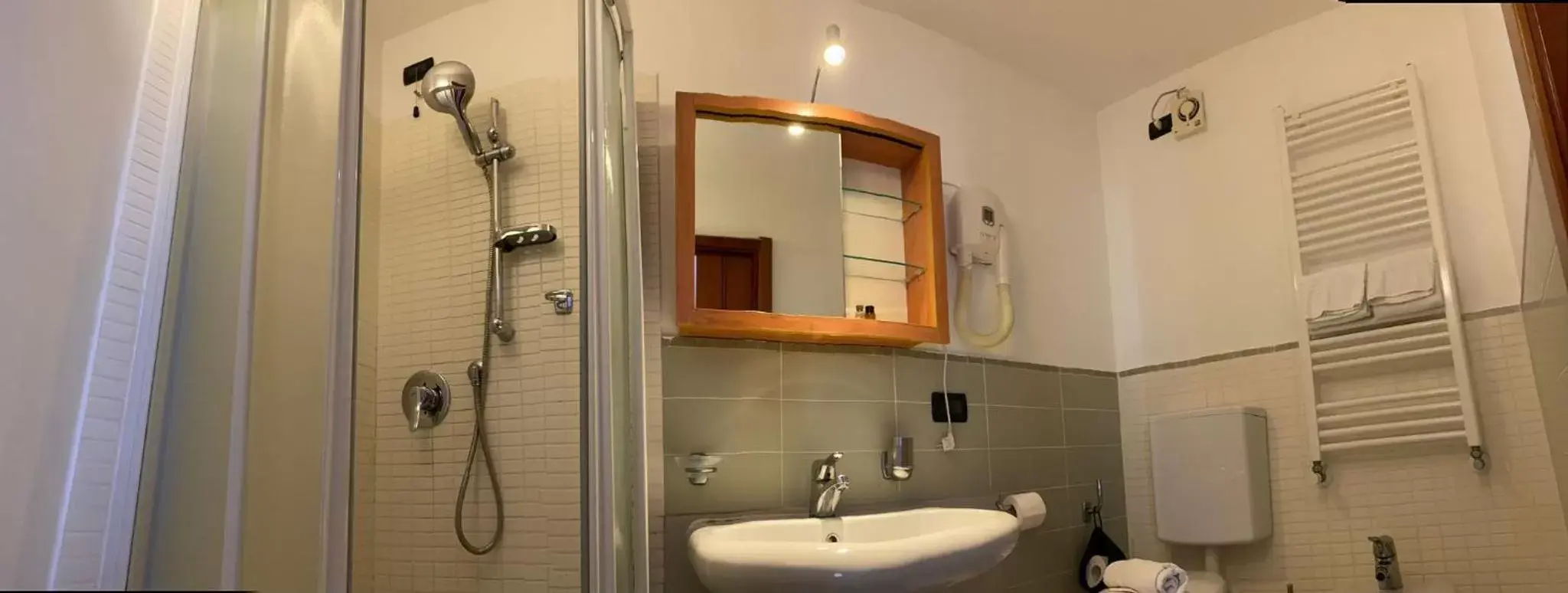 Shower, Bathroom in Ca' Fontanea