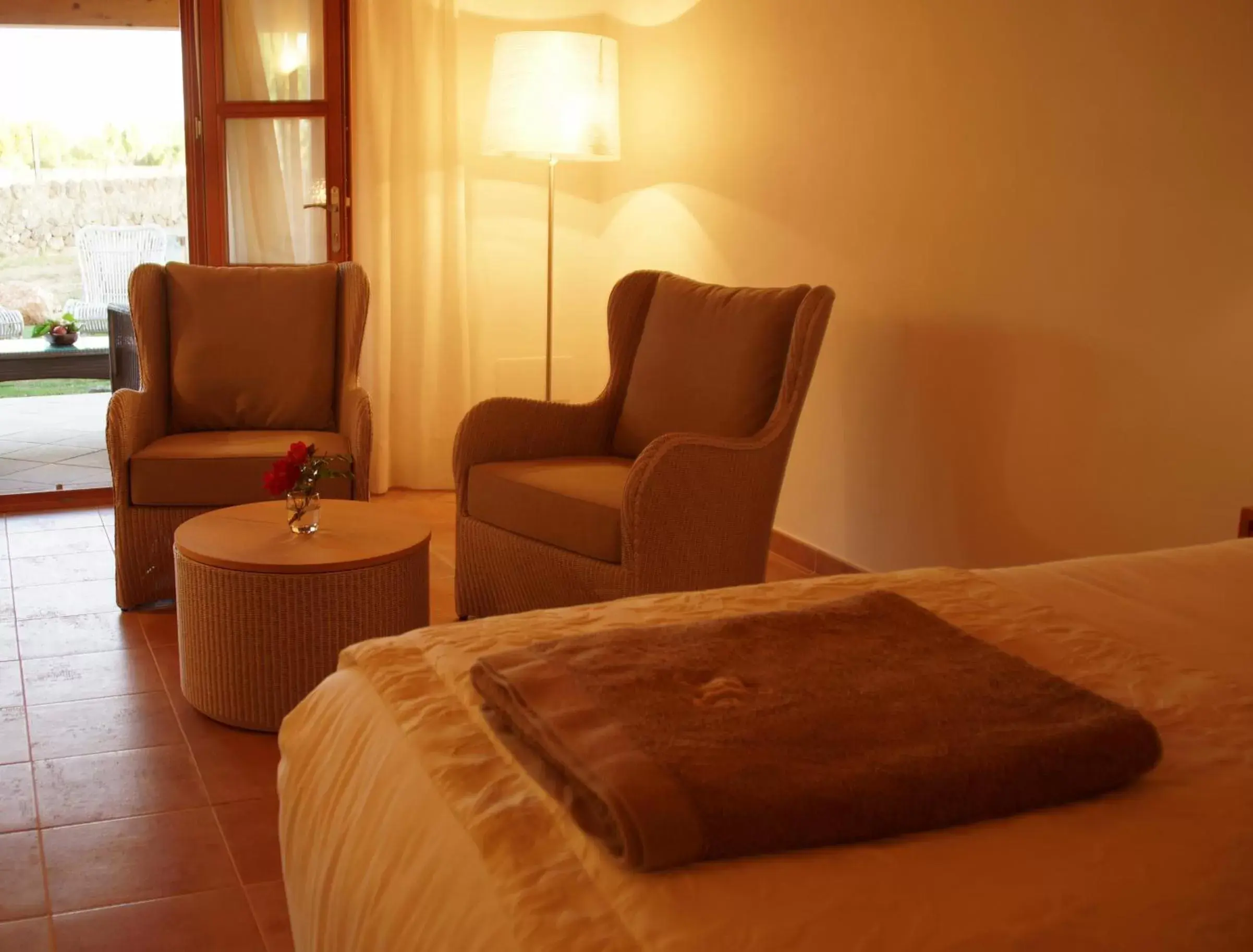 Photo of the whole room, Seating Area in Aumallia Hotel & Spa