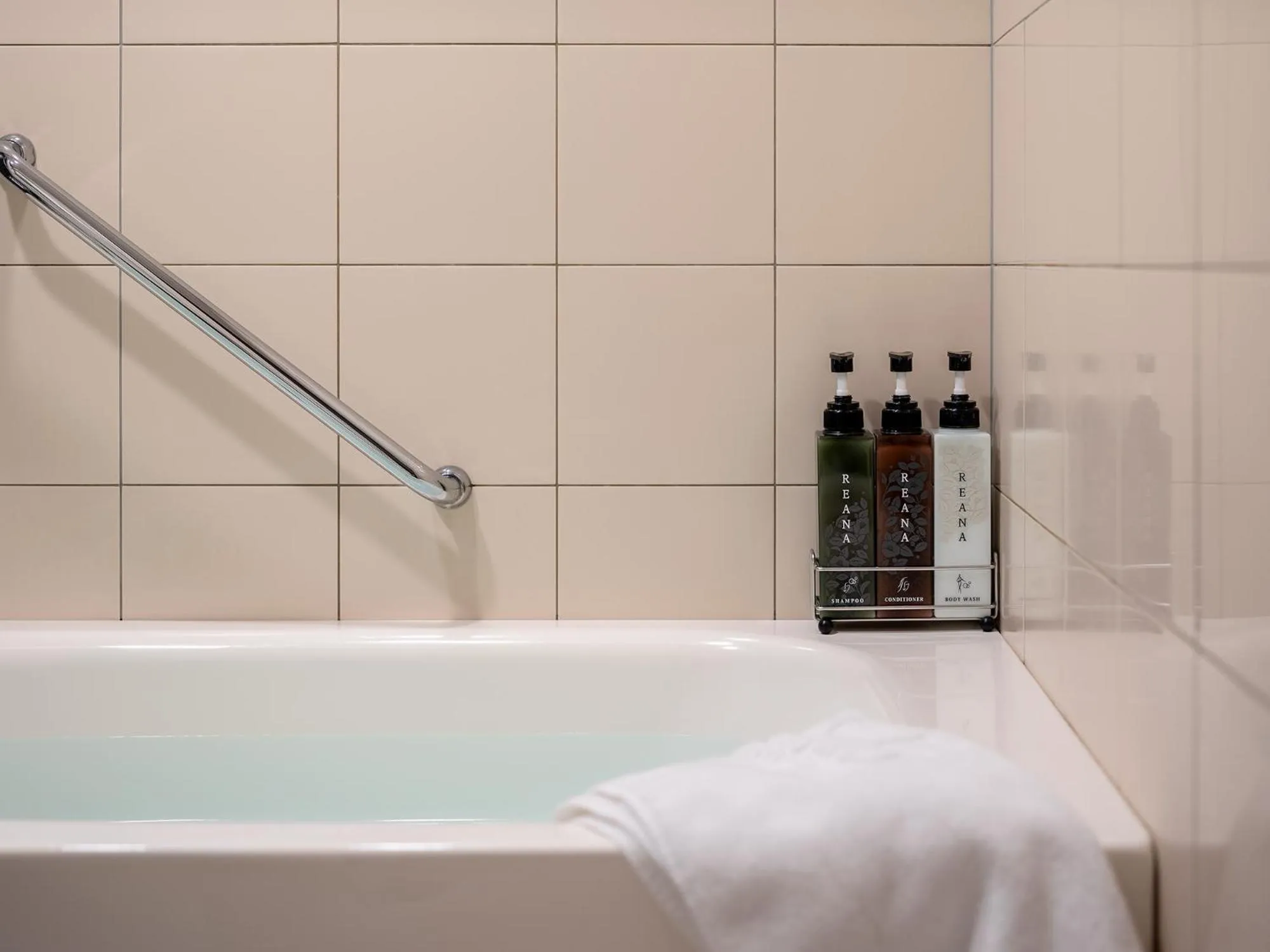 Moderate Twin Room (2 Adults) - Non-Smoking in Mitsui Garden Hotel Sapporo