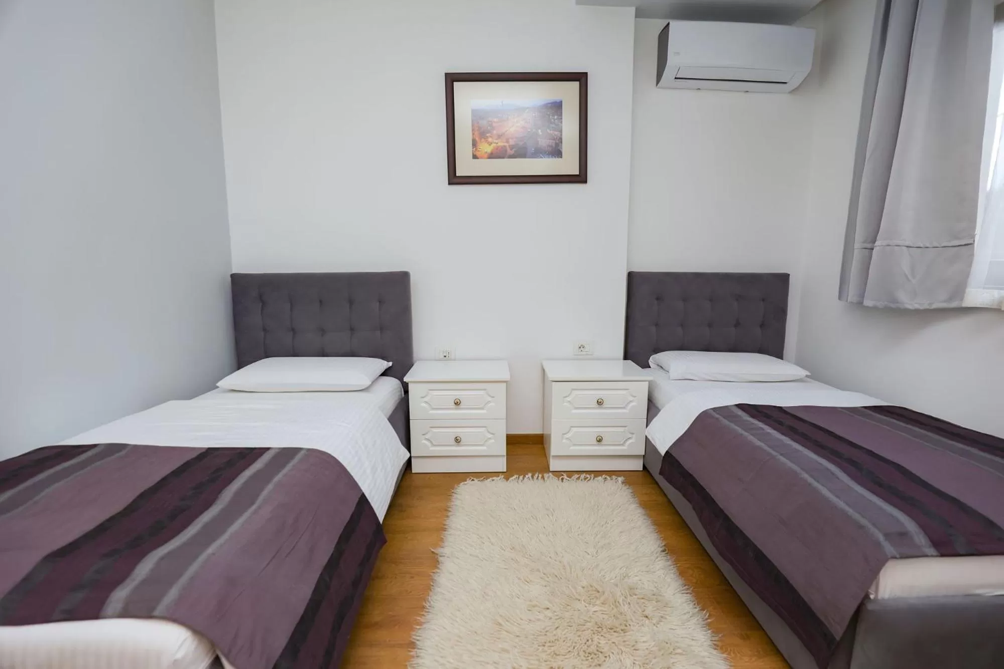 Photo of the whole room, Bed in Bujtina Oxhaku