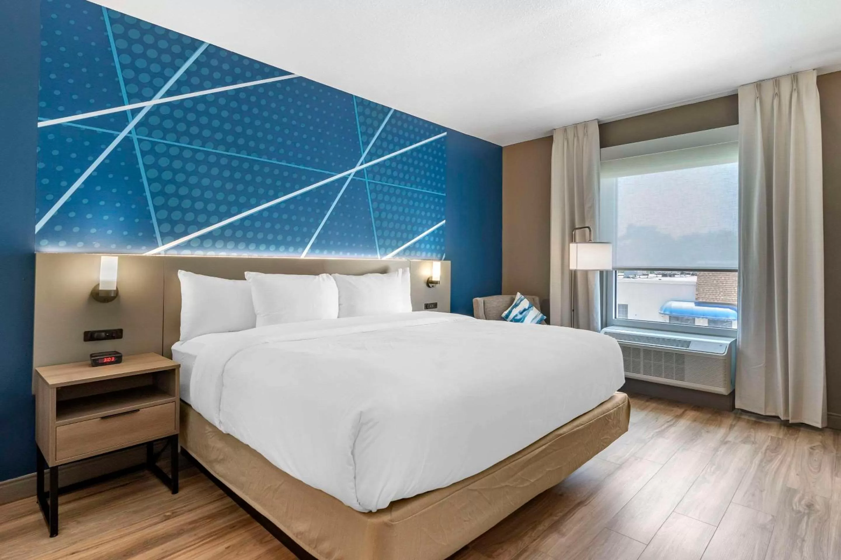 Bedroom, Bed in Comfort Inn & Suites New Port Richey Downtown District