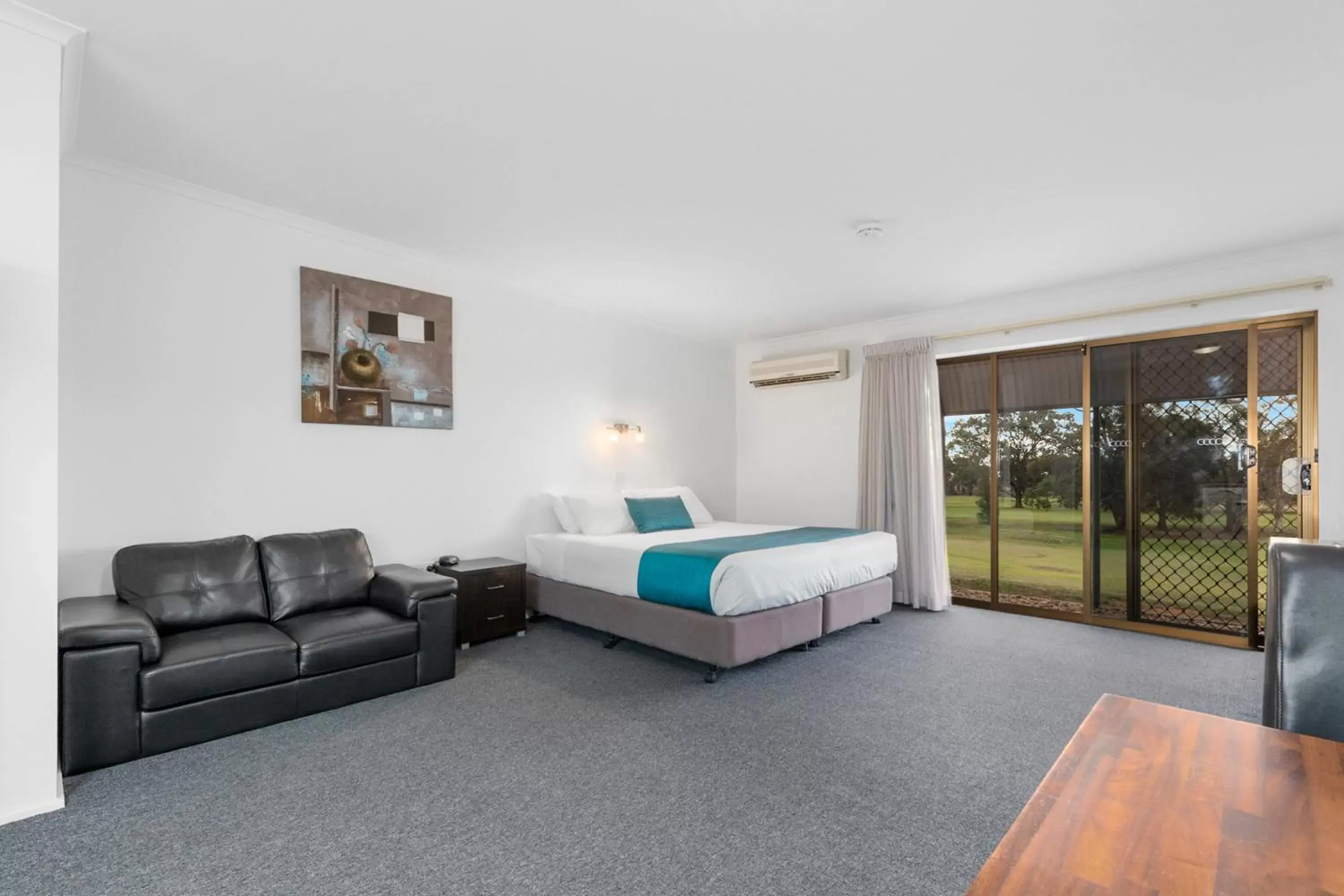 Comfort Inn & Suites Riverland