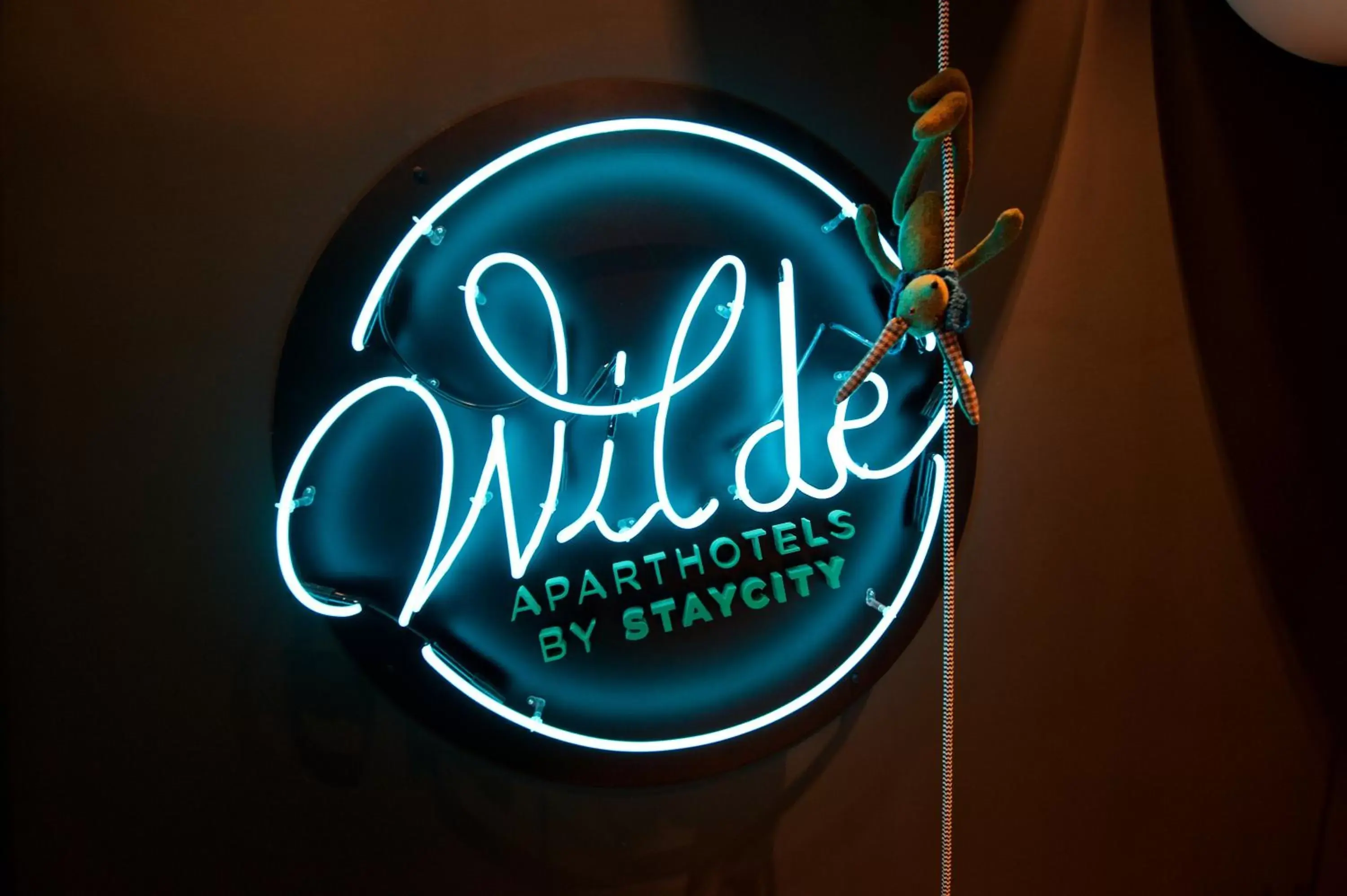 Property Logo/Sign in Wilde Aparthotels by Staycity Covent Garden