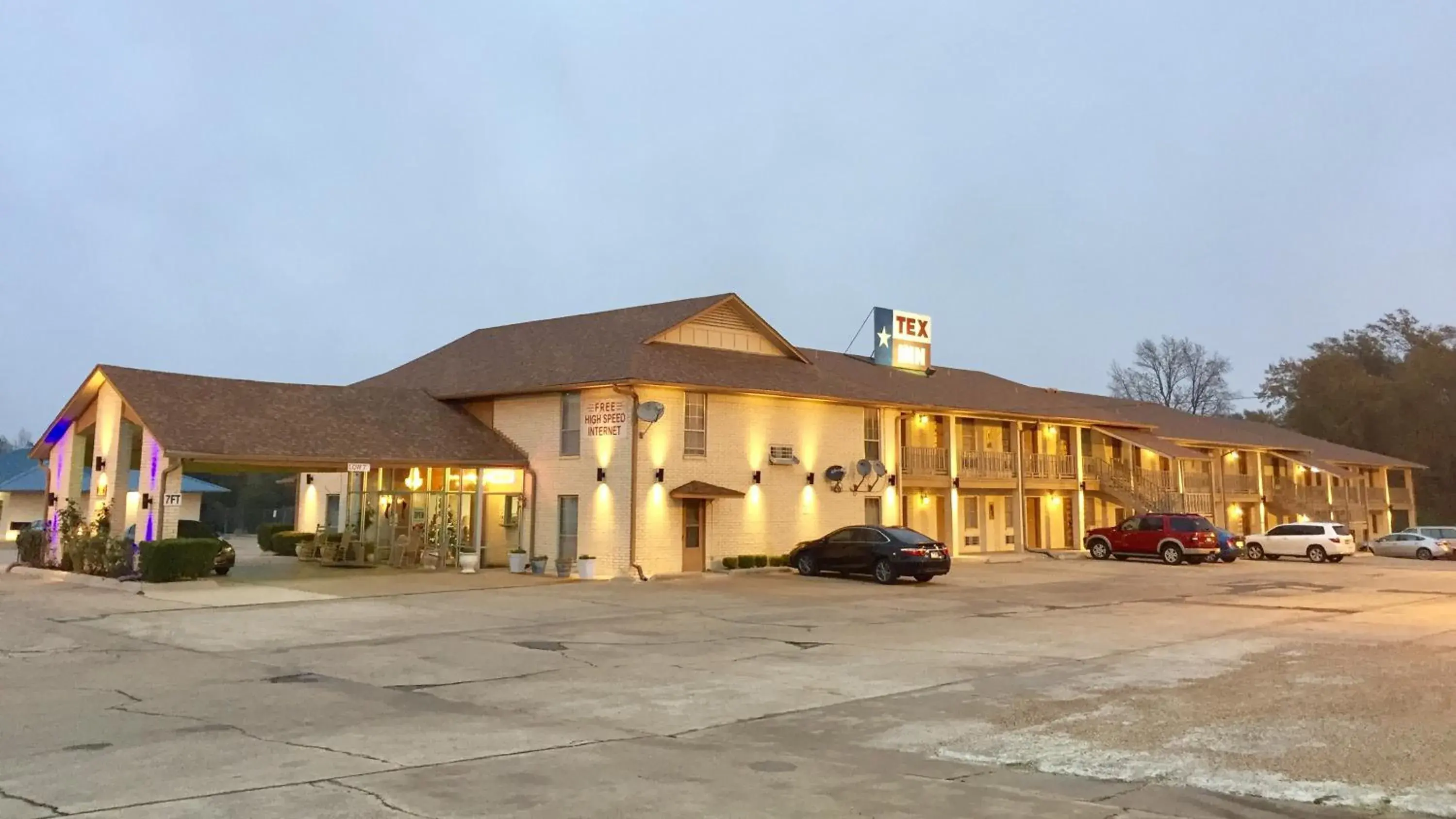 Facade/entrance, Property Building in TexInn Motel New Boston