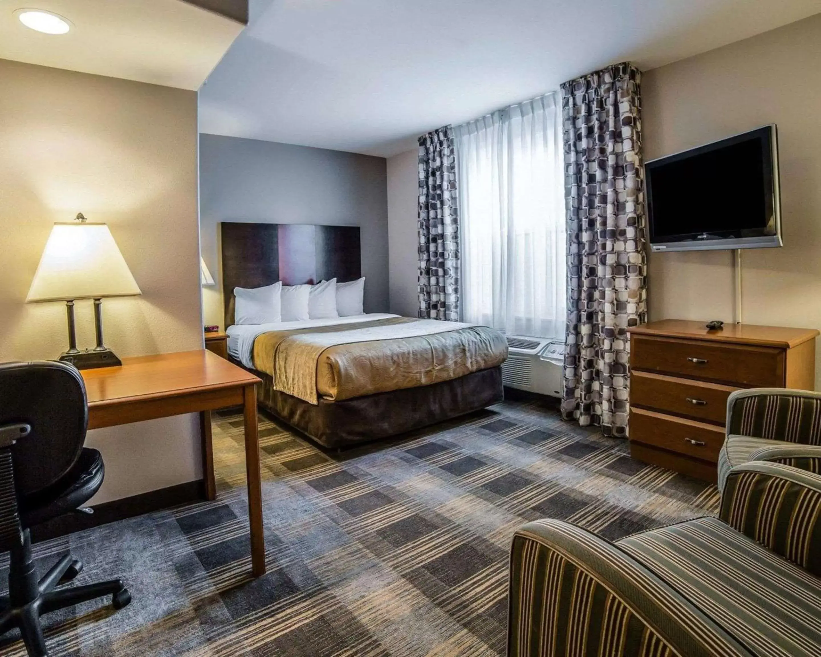 Photo of the whole room, Bed in MainStay Suites Casper Photo of the whole room, Bed in MainStay Suites Casper