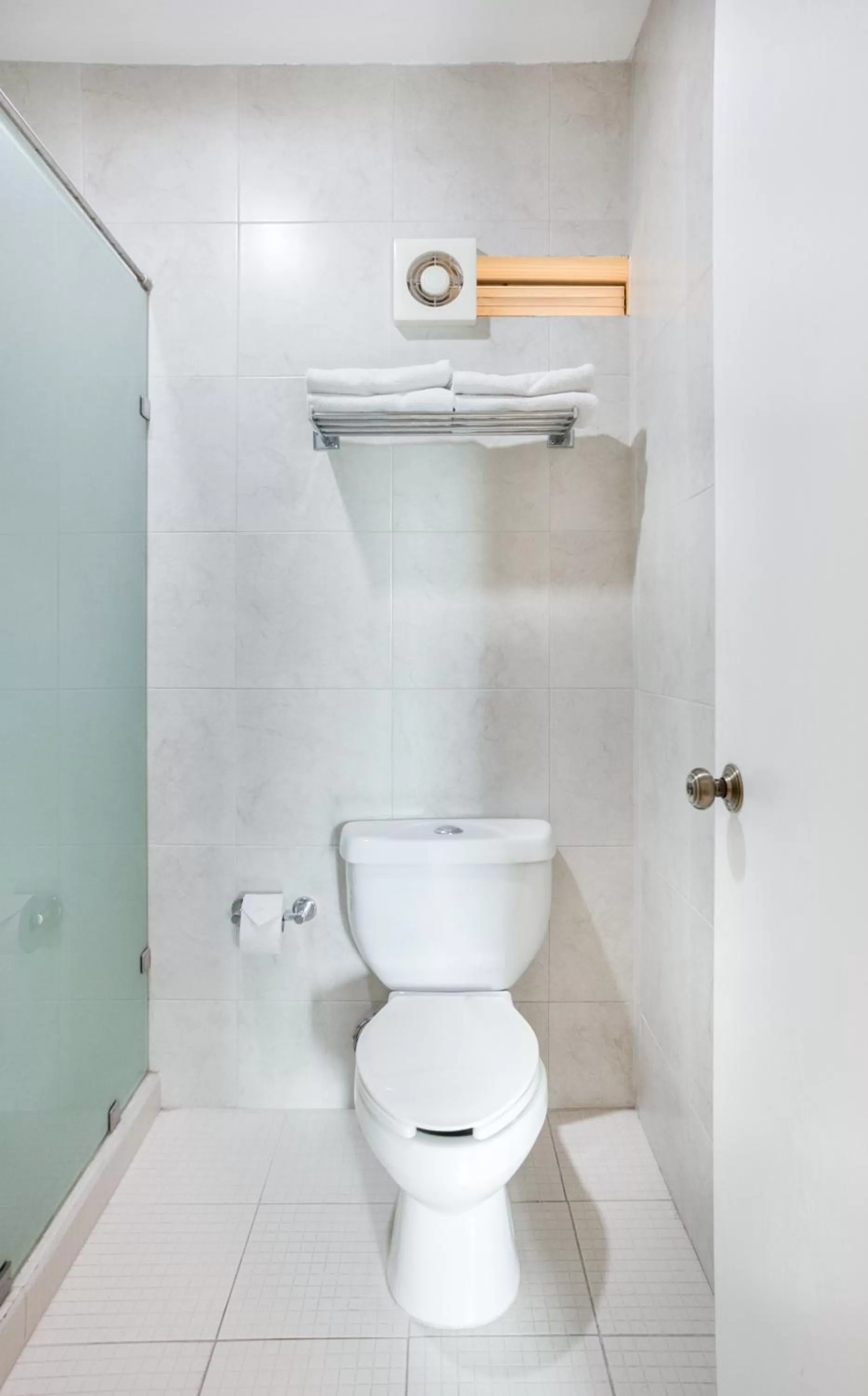 Bathroom in Veracruz Suites Hotel