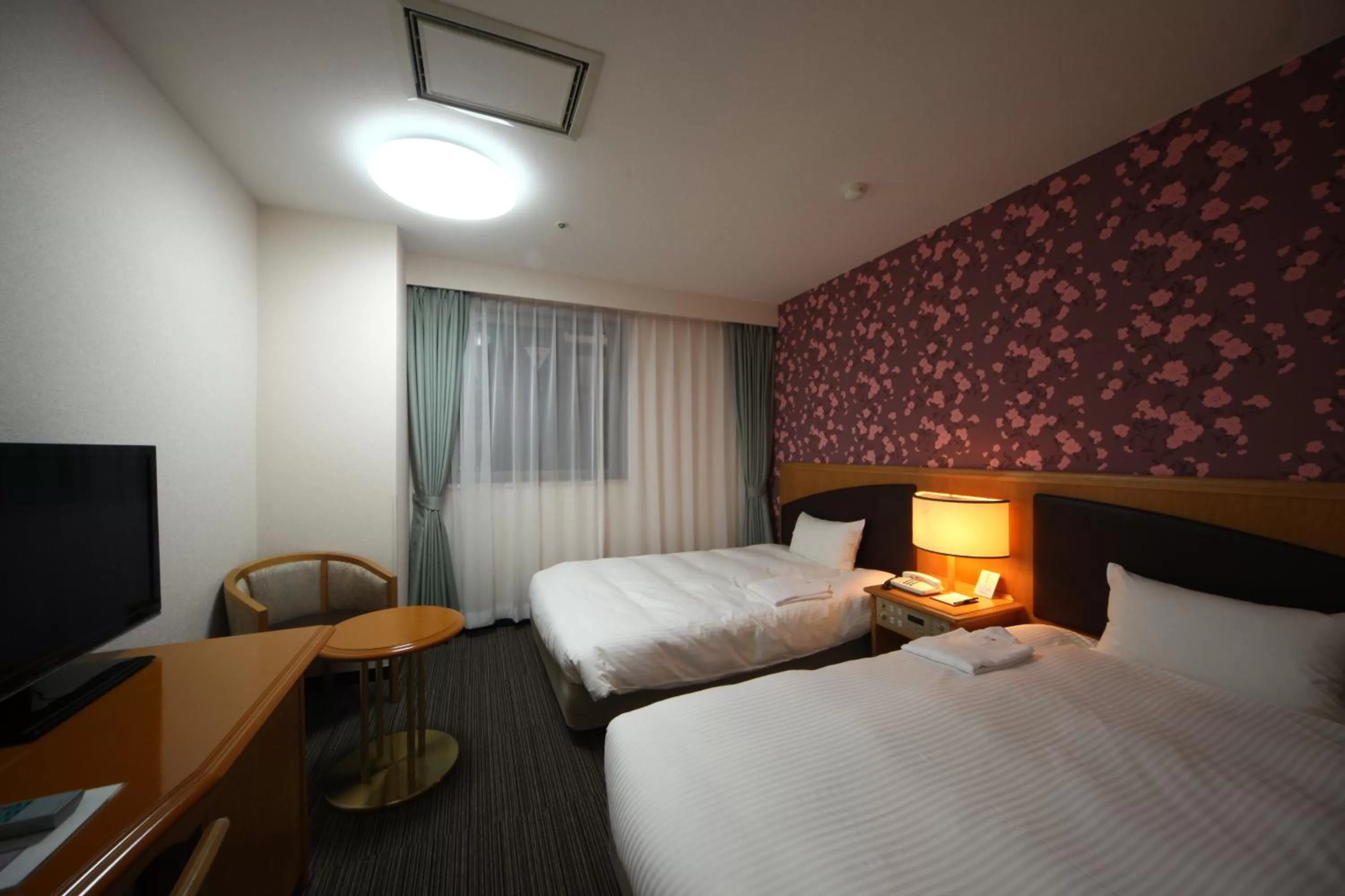 Photo of the whole room, Bed in Hotel Wing International Tomakomai