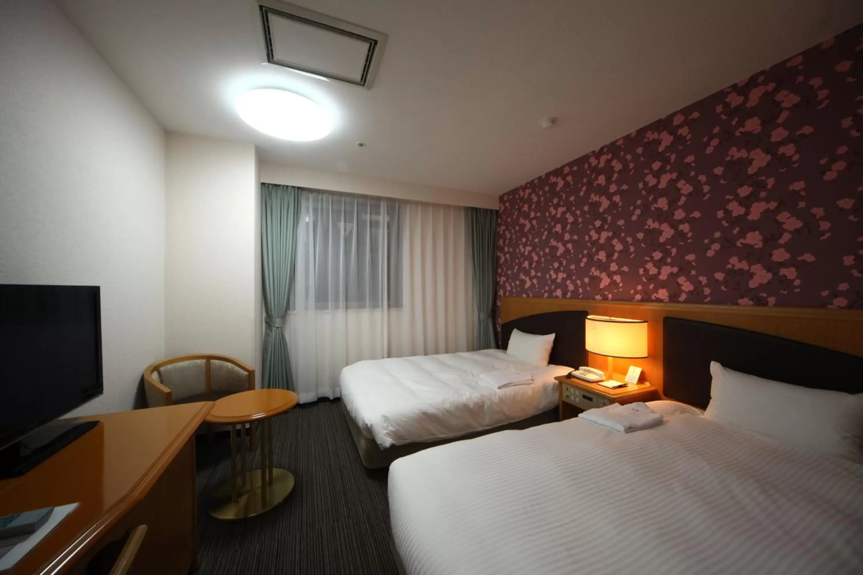 Photo of the whole room, Room Photo in Hotel Wing International Tomakomai