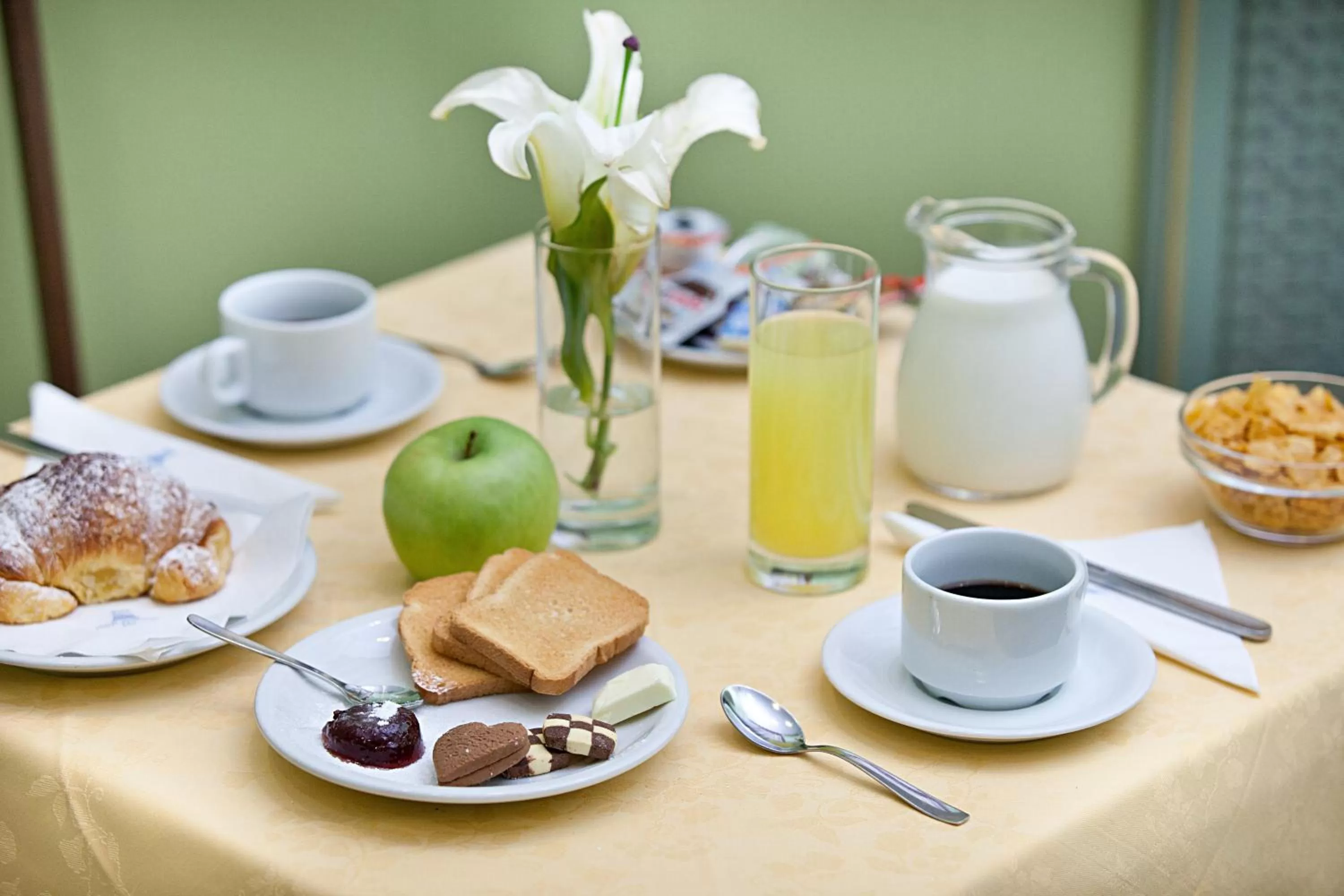 Food and drinks in Hotel Patria