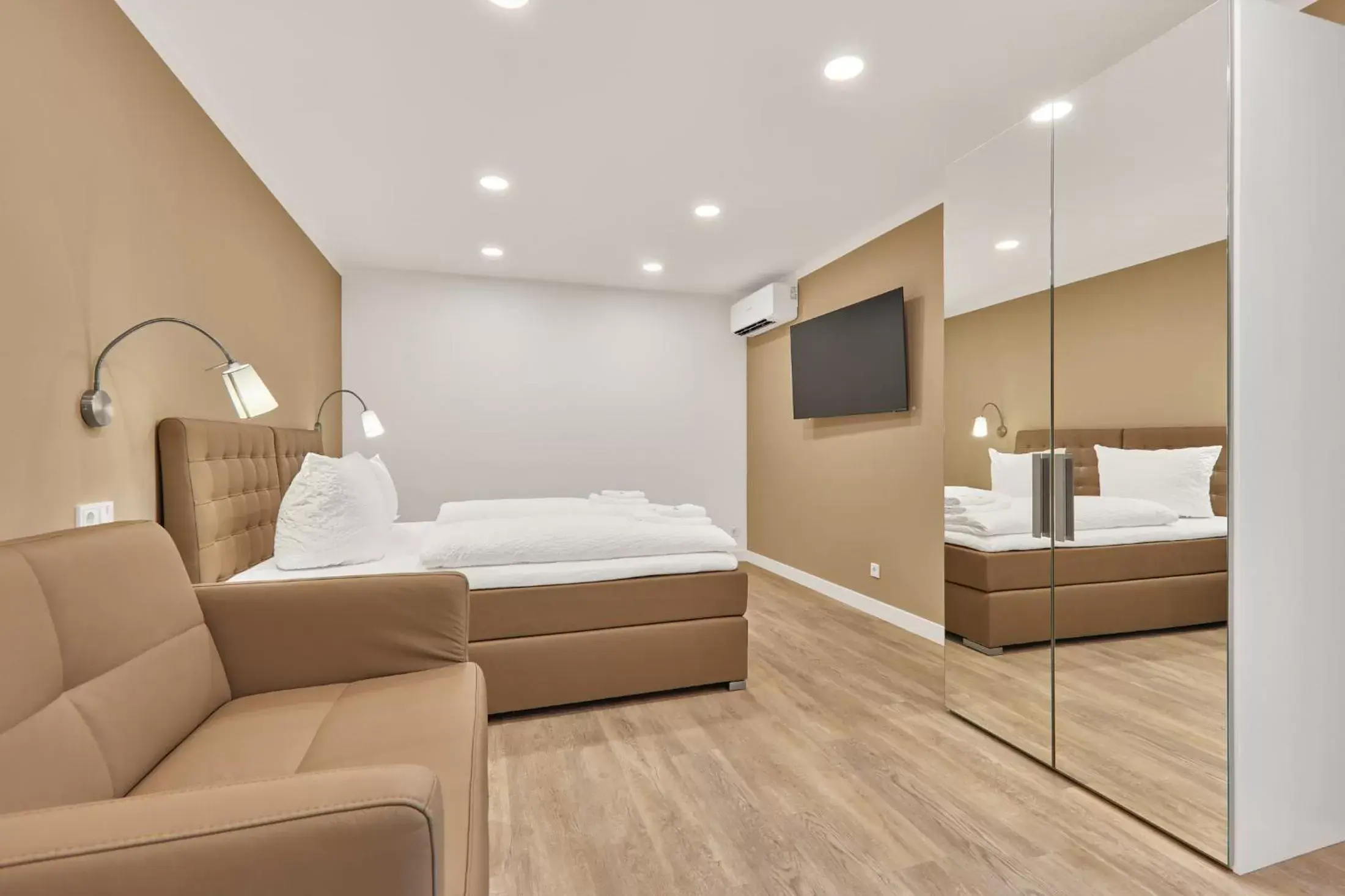 Living room, Bed in Boardinghotel Premium Heidelberg Living room, Bed in Boardinghotel Premium Heidelberg