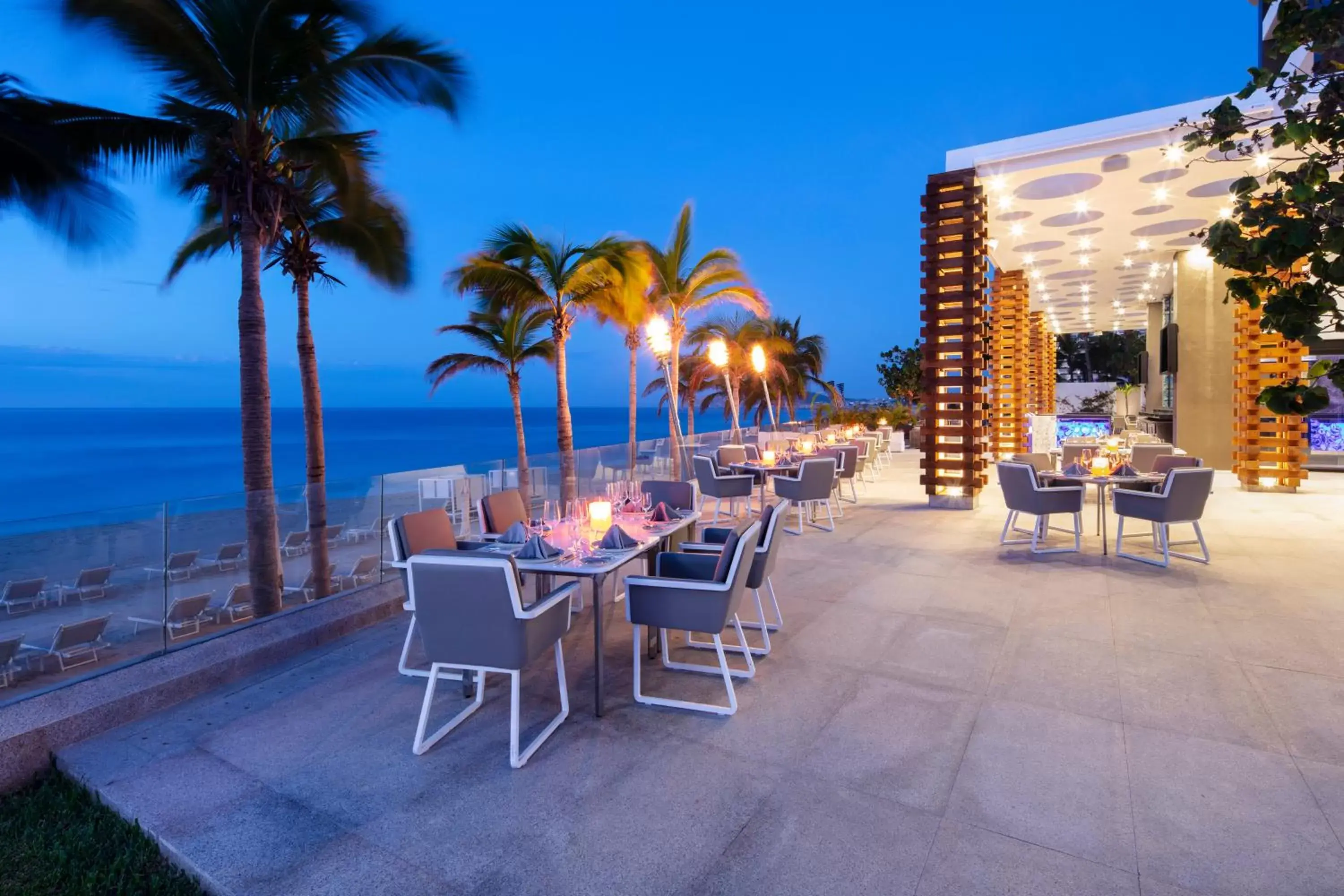 Restaurant/Places to Eat in Garza Blanca Resort & Spa Los Cabos