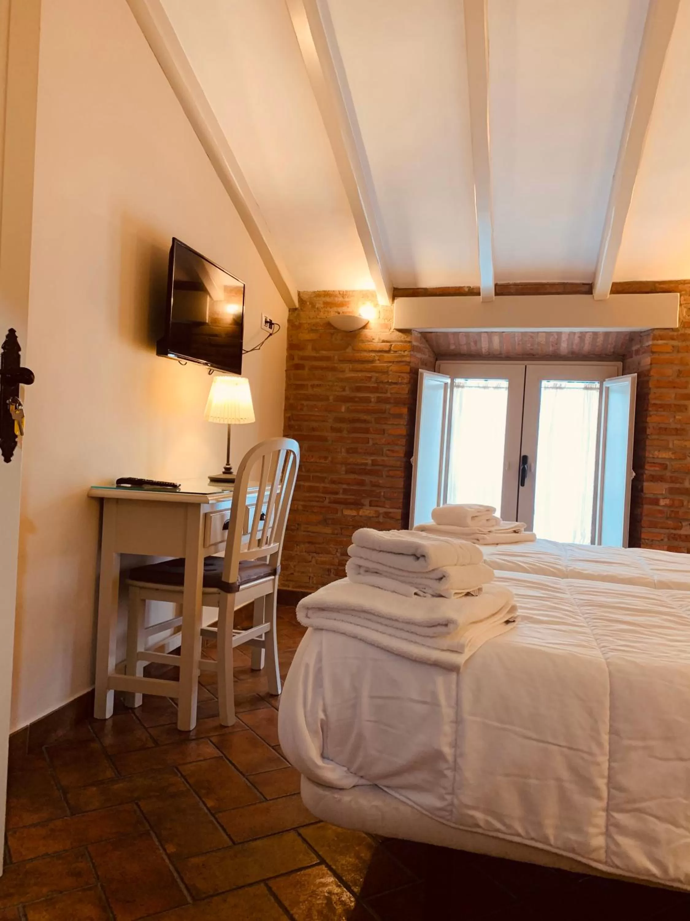 Bed in Hotel Plaza Grande