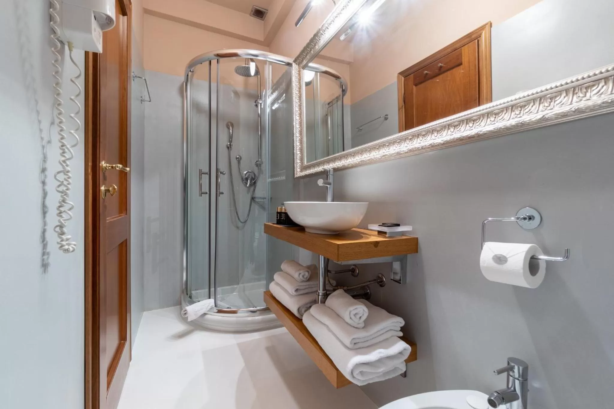 Shower in Art Hotel Villa Agape - Place of Charme