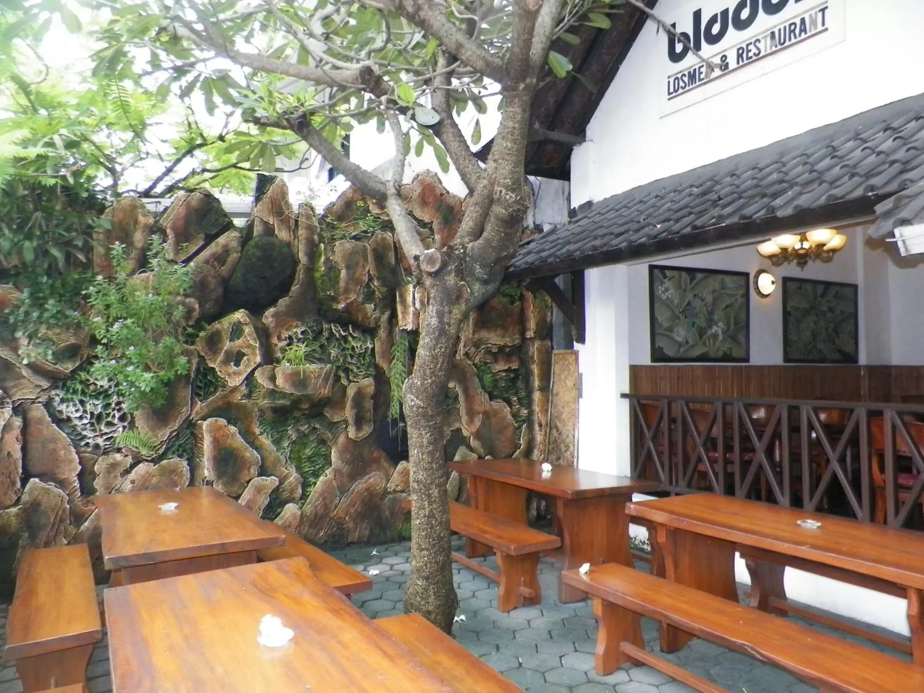 Restaurant/places to eat in Bladok Hotel & Restaurant