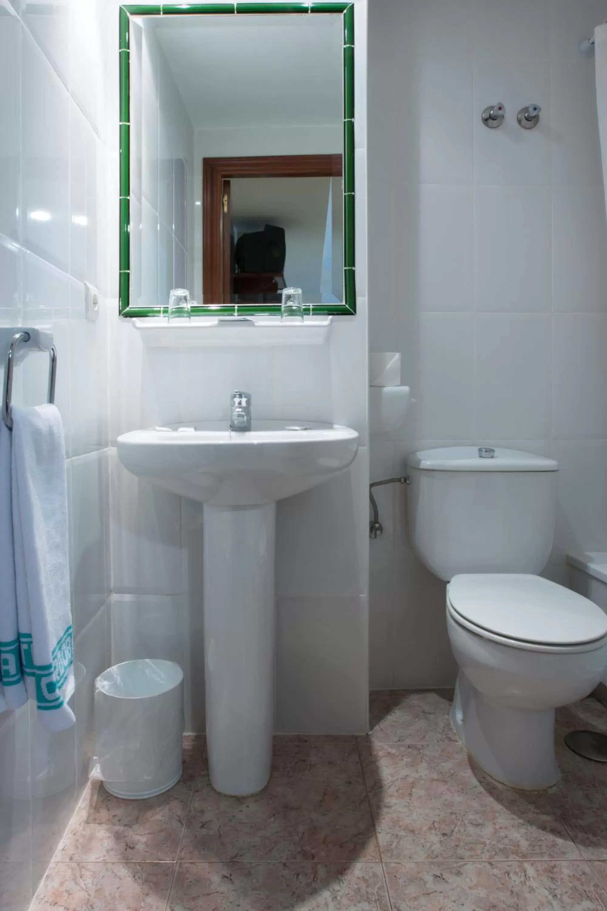 Bathroom in Hotel Riviera