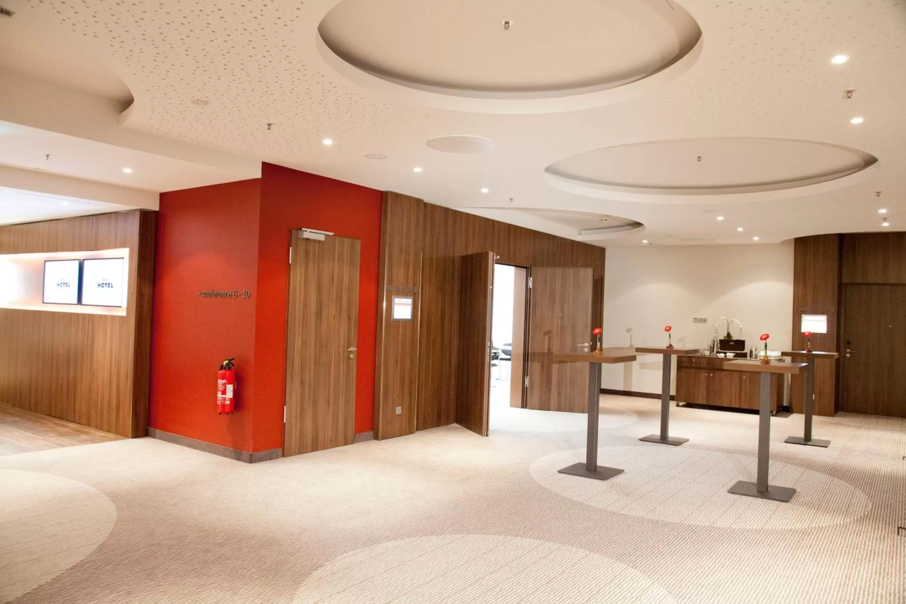 Business facilities, Lobby/Reception in bigBOX ALLGAEU Hotel