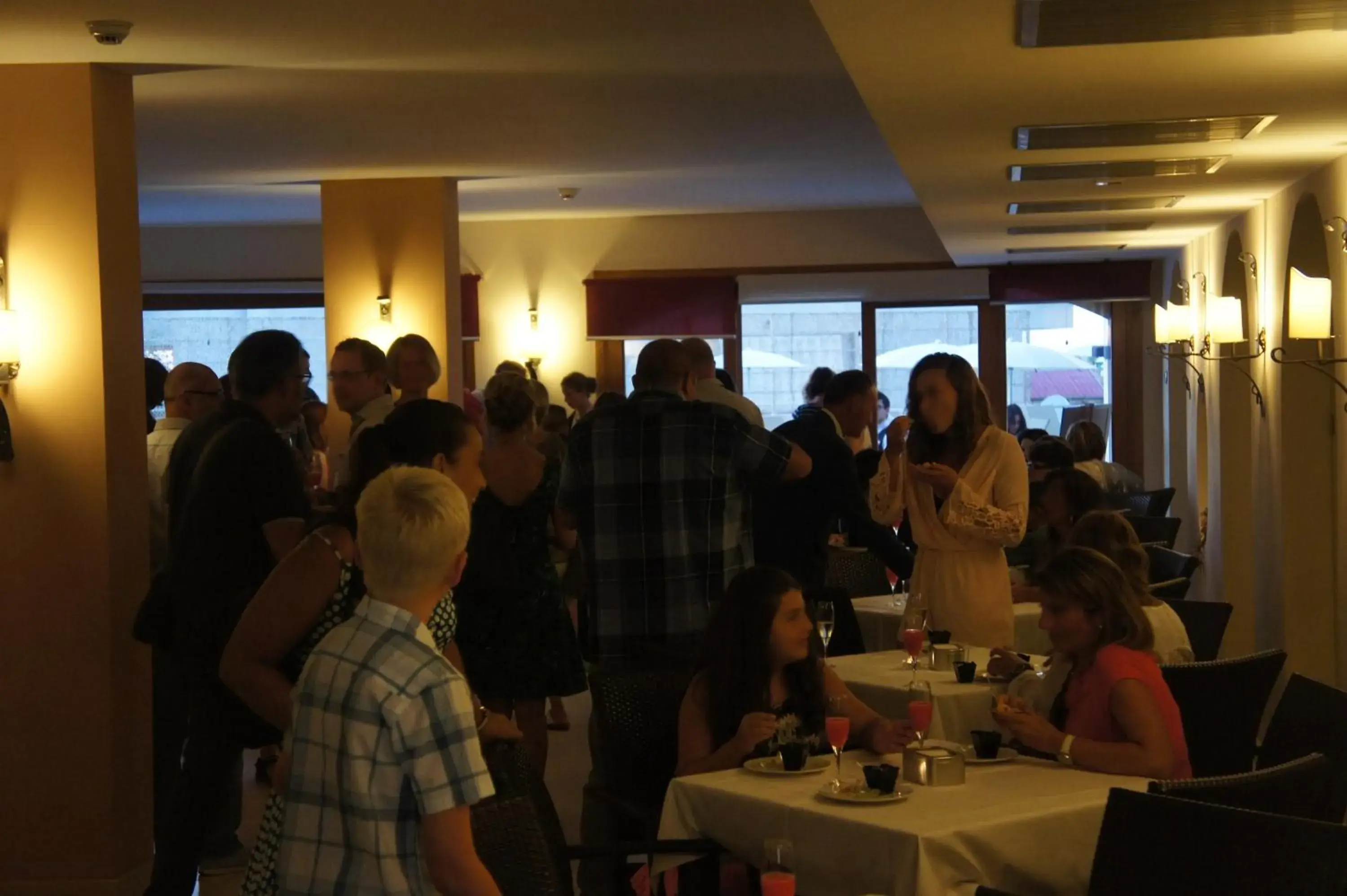 Restaurant/places to eat in Tropis Hotel Restaurant/places to eat in Tropis Hotel