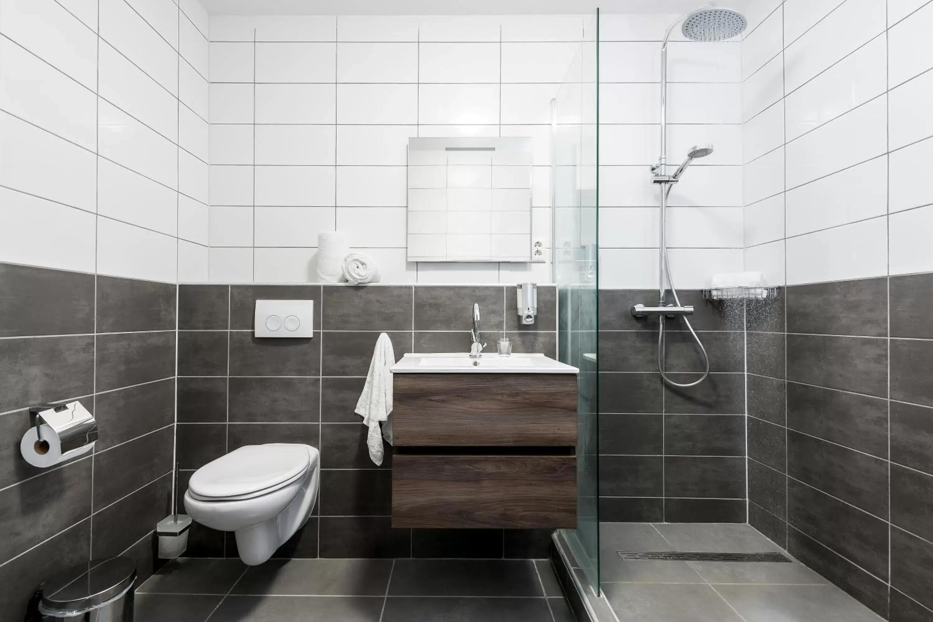 Bathroom in Livingstone Jan Thiel Resort