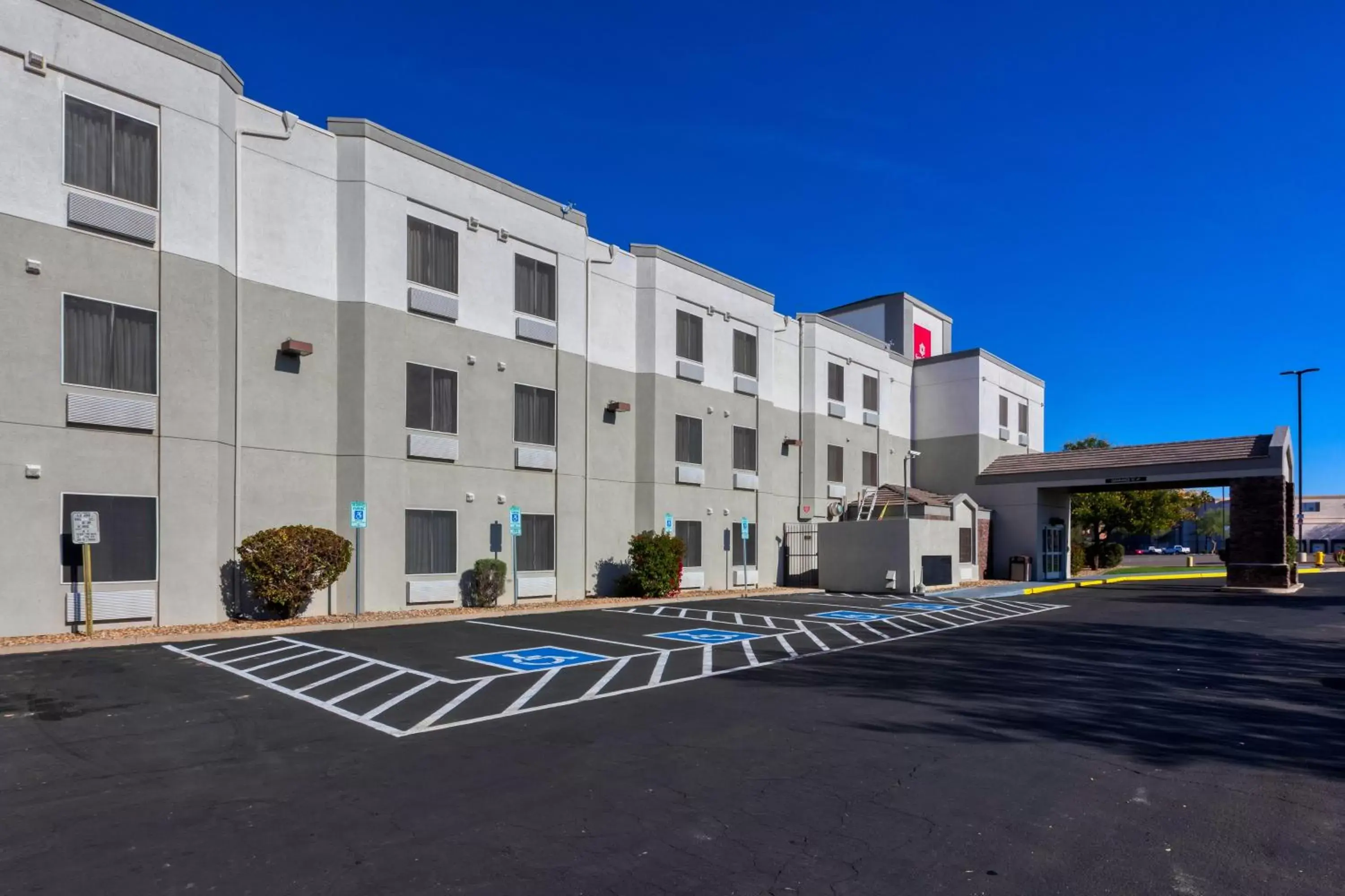 Property Building in Surestay Plus Hotel by Best Western Superstition Springs