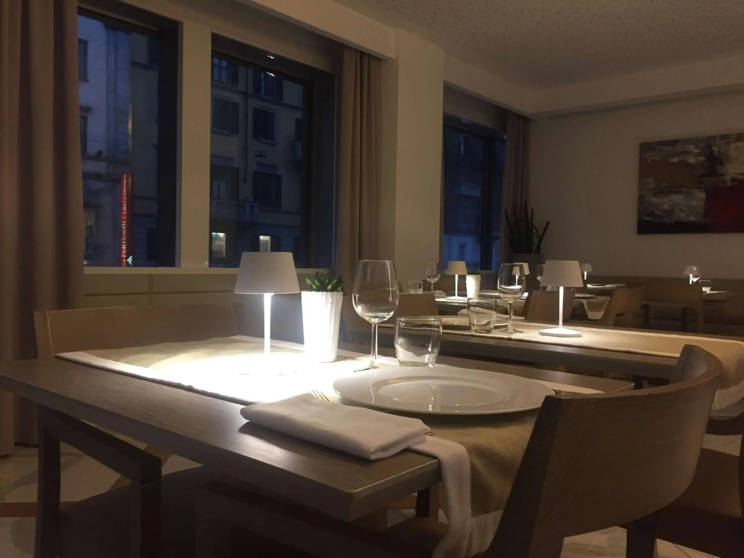 Restaurant/places to eat, Bathroom in Best Western Hotel City
