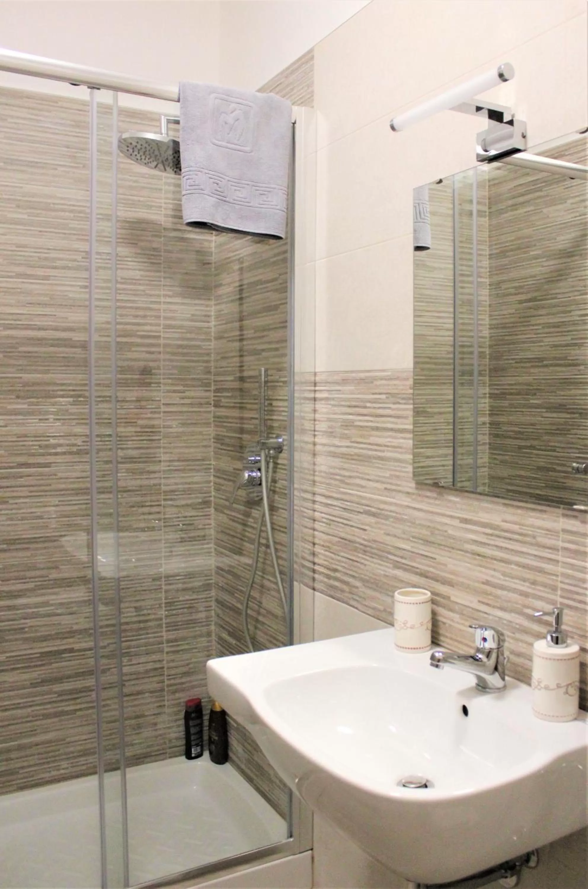 Bathroom in Coco'S Rooms