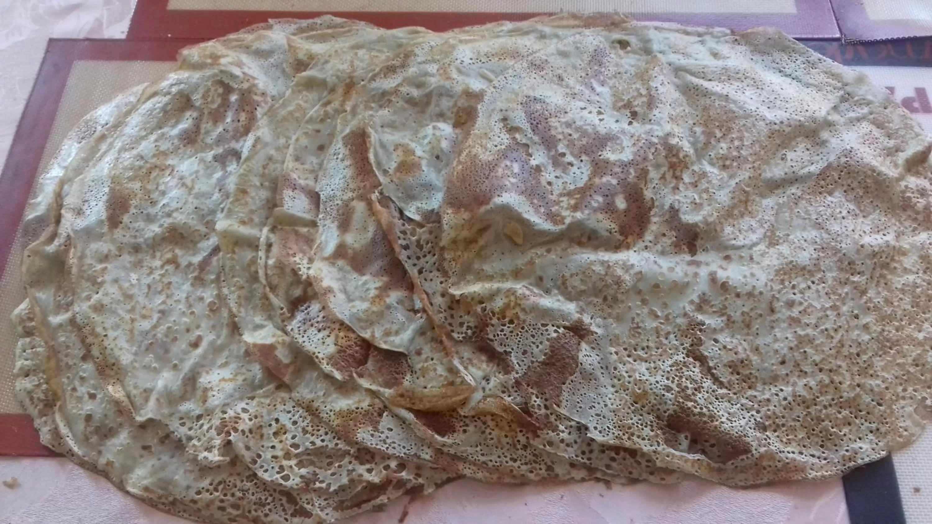 Restaurant/places to eat in LES DEUX RIVIERES - Chambres & Table d'Hôtes -