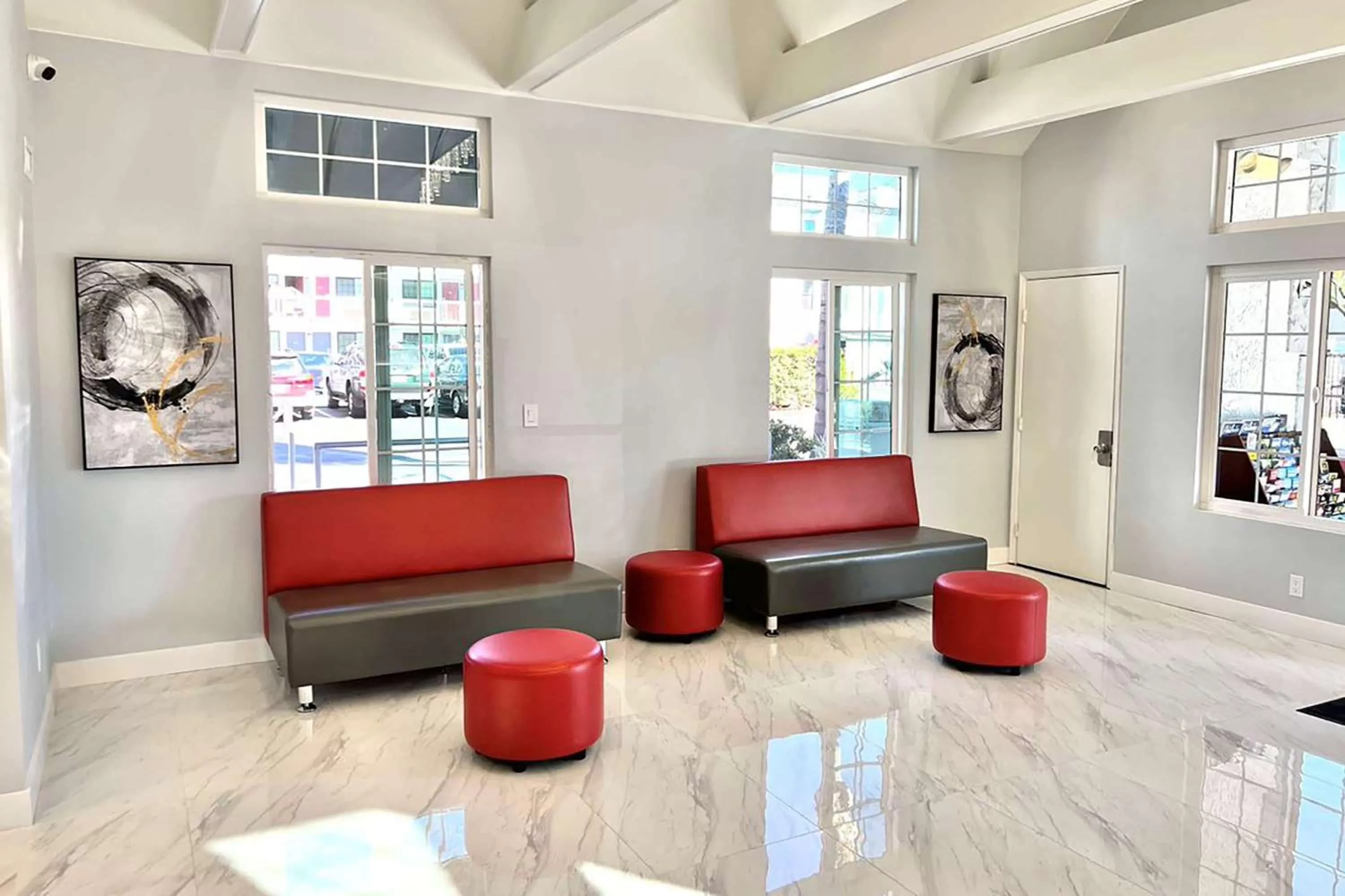 Lobby or reception in Ramada by Wyndham Anaheim Convention Center