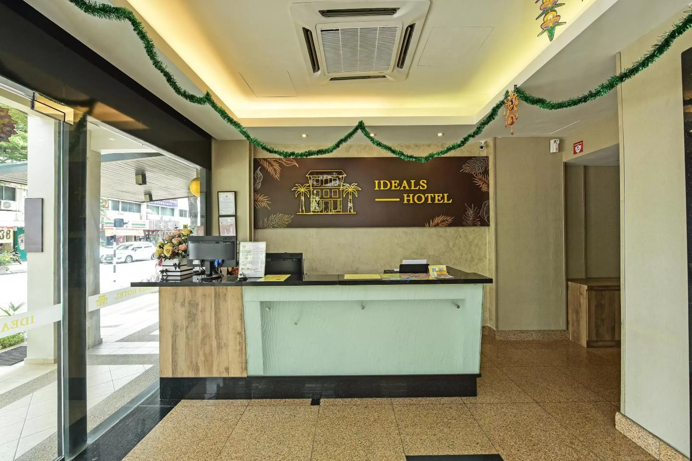Lobby/Reception in Ideals Hotel Melaka