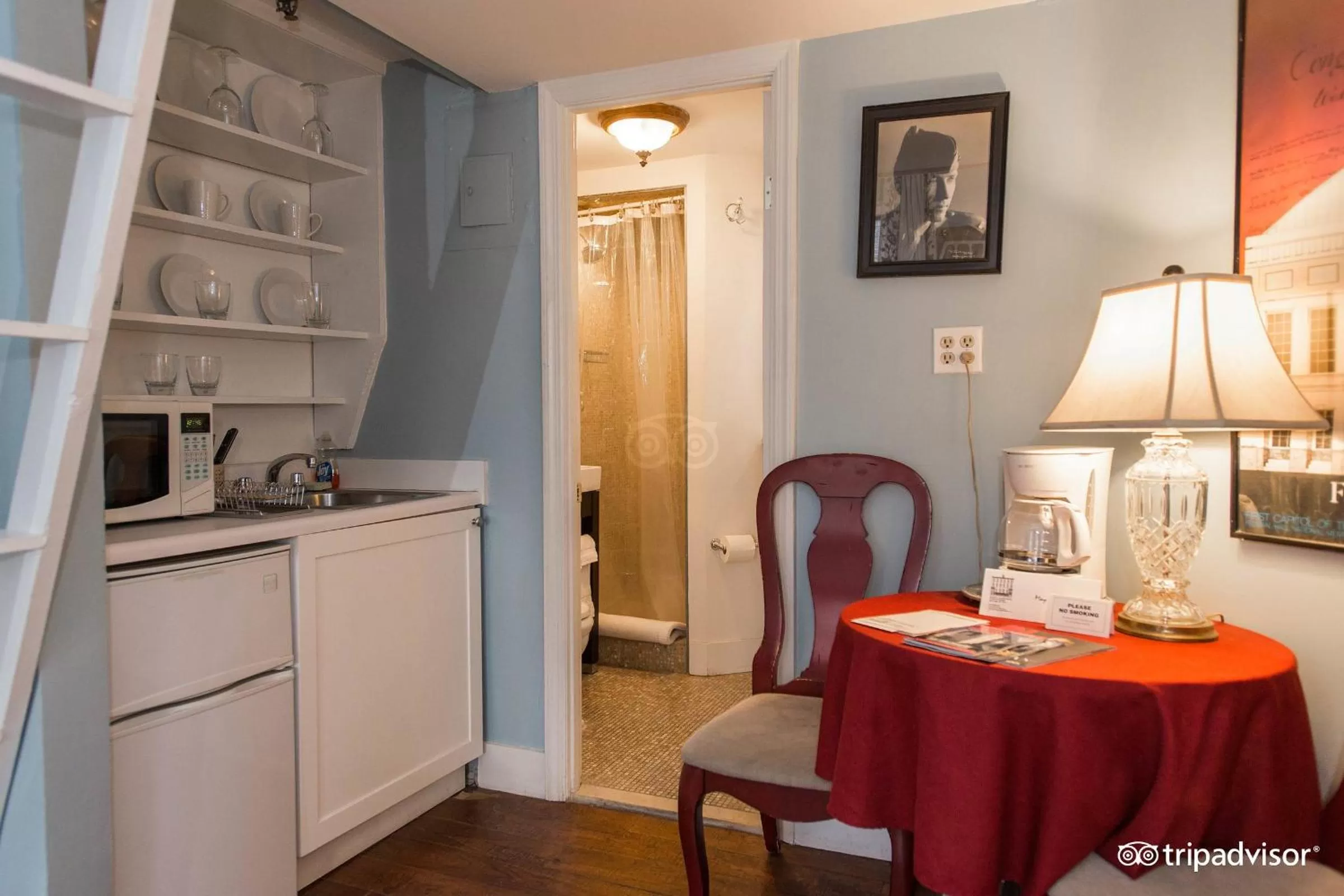 Kitchen or kitchenette in Incentra Village Hotel