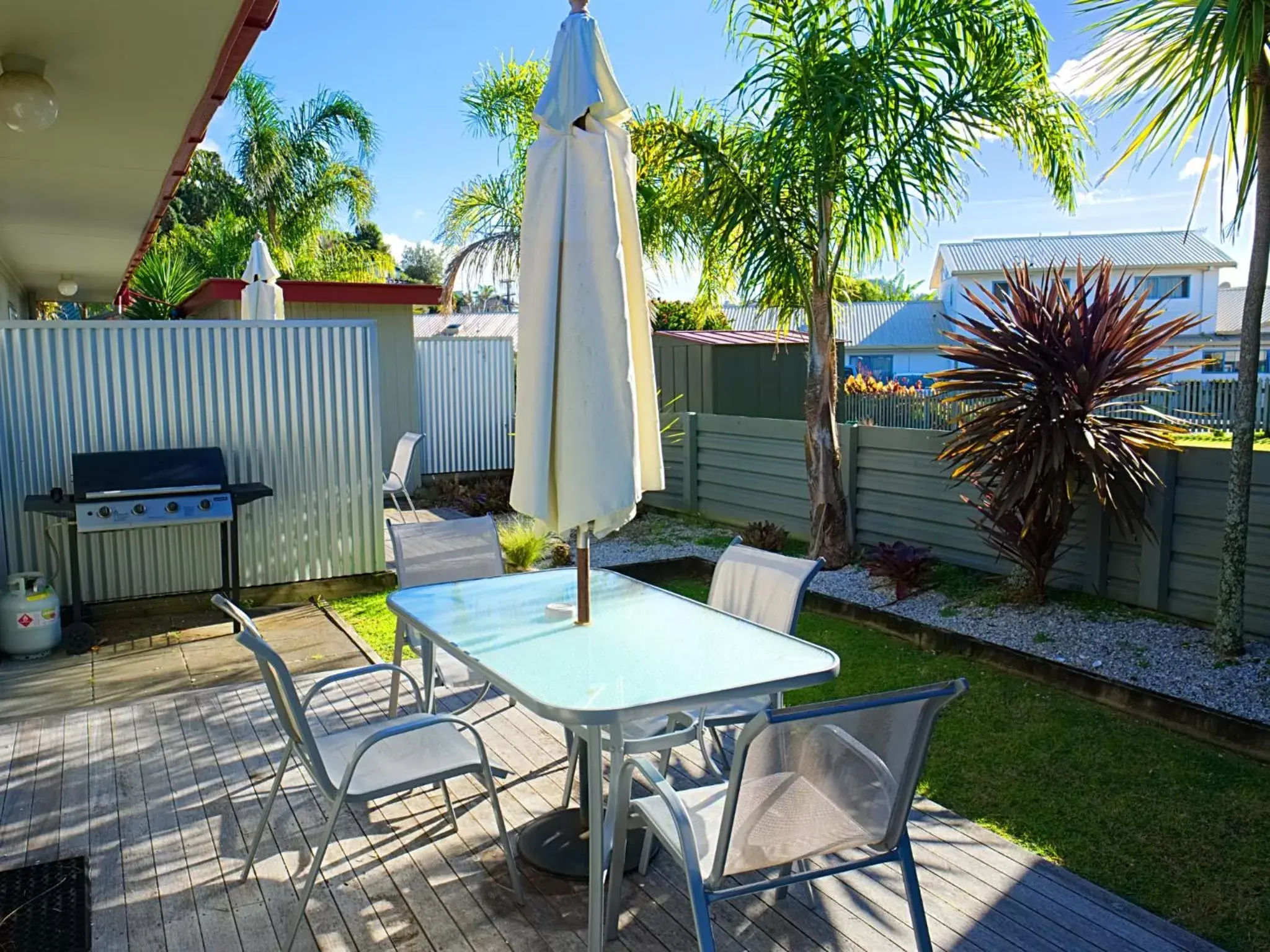 BBQ facilities in Tairua Shores Motel