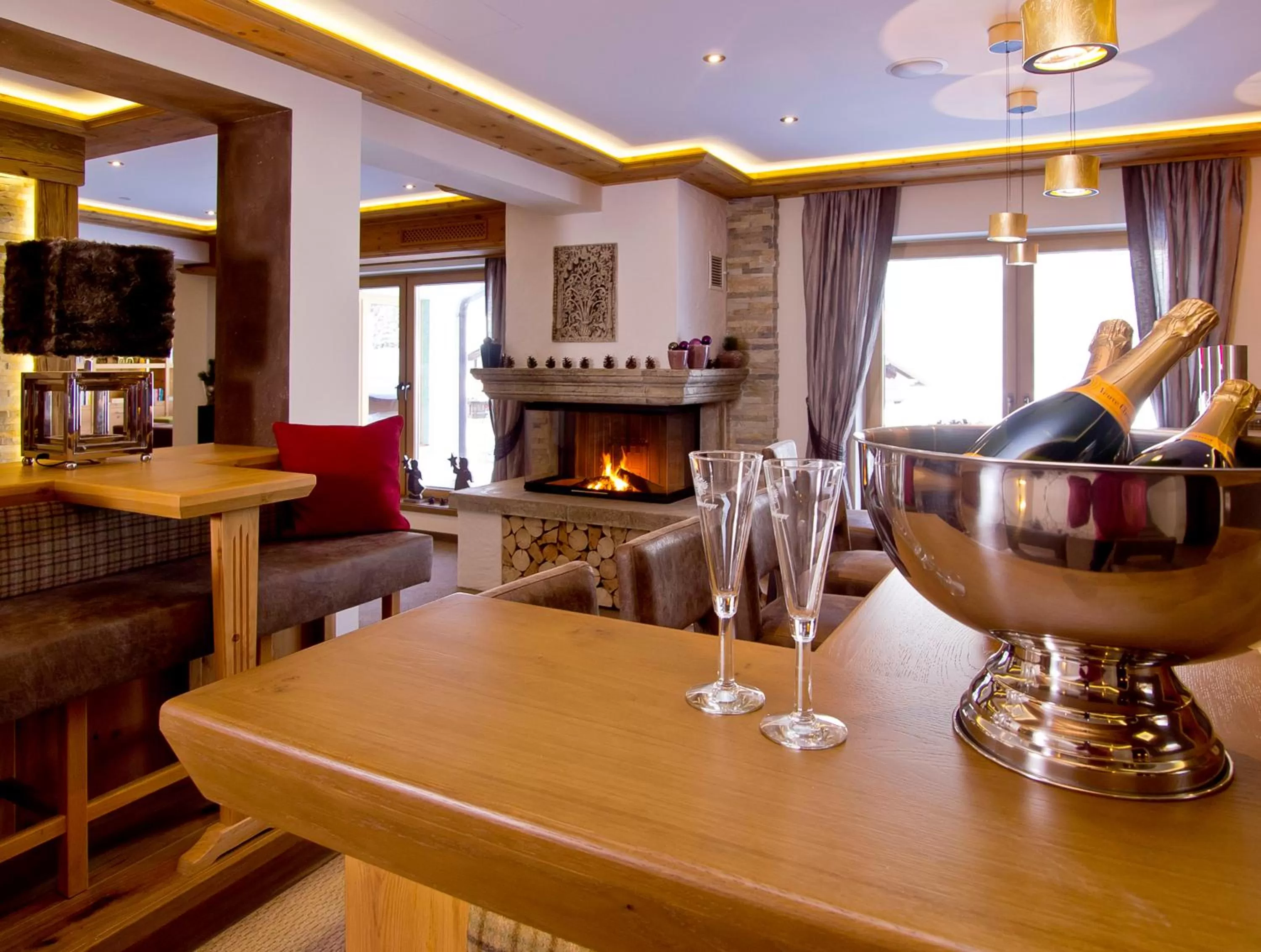 Lounge or bar in Hotel Bergkristall