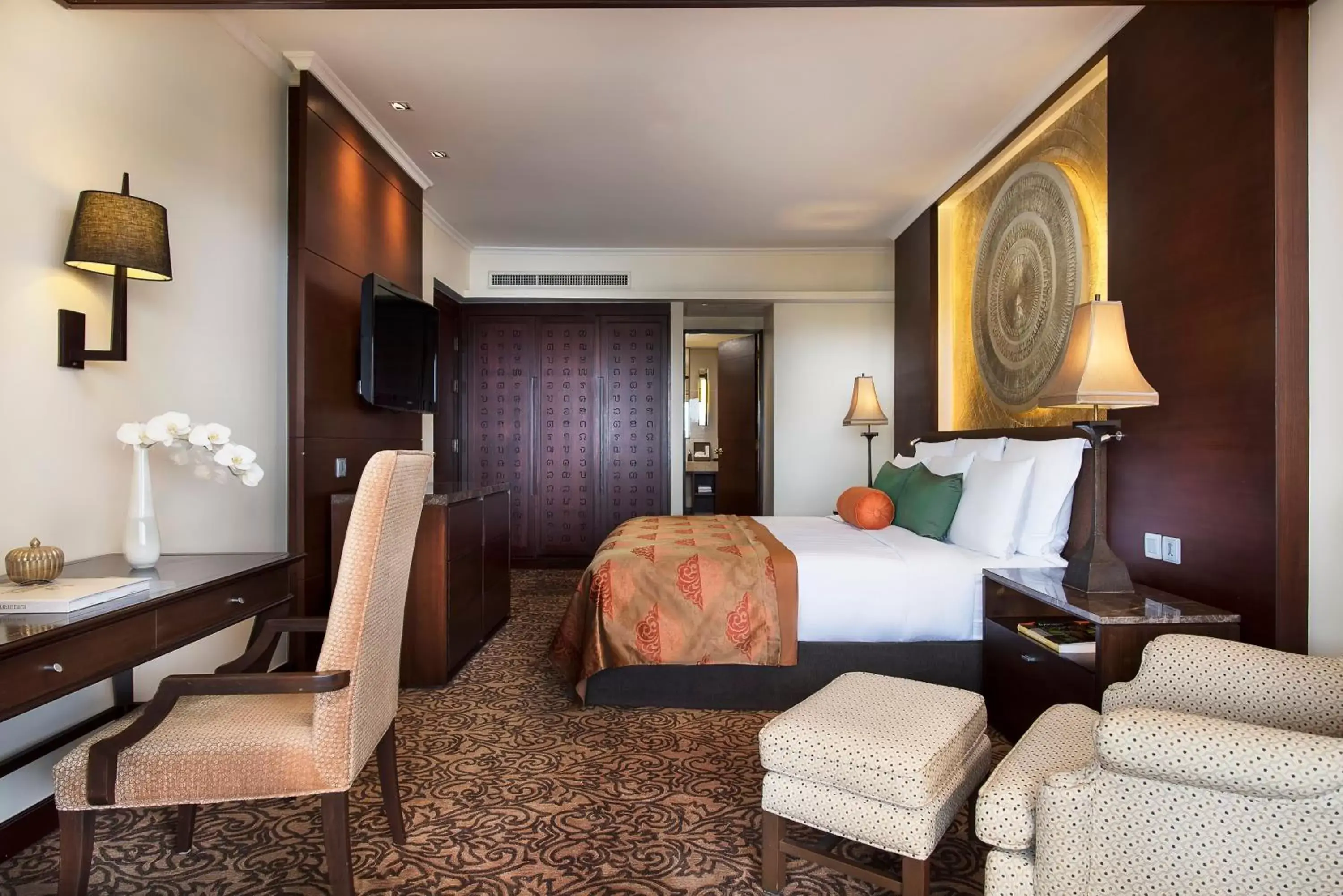 Bedroom, Room Photo in Anantara Riverside Bangkok Resort