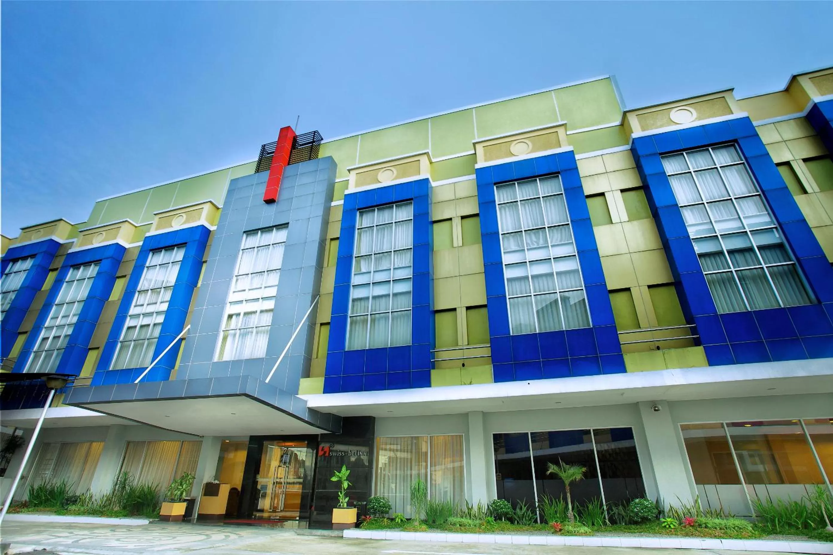 Facade/entrance in Swiss-Belinn Balikpapan