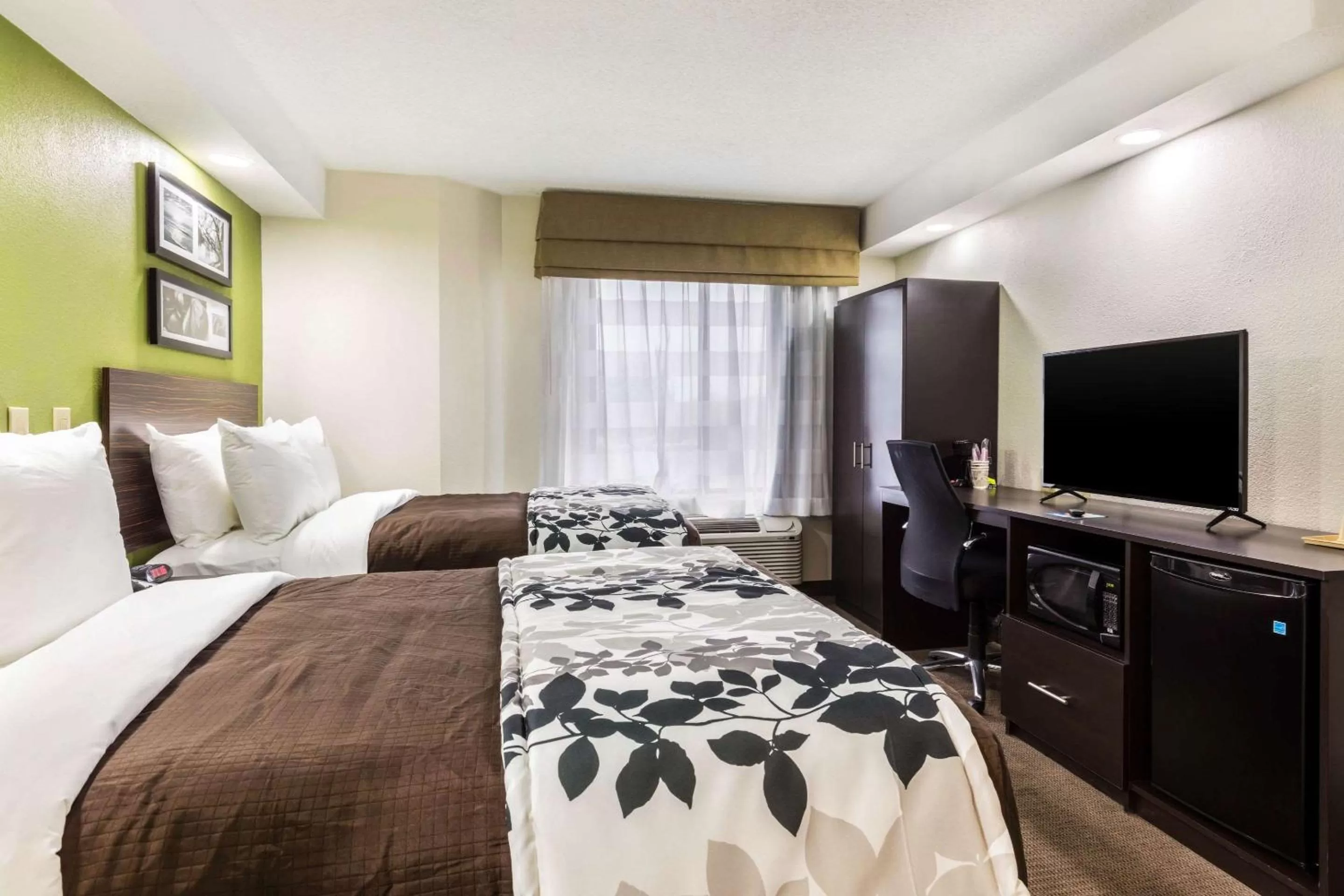 Double Room with Two Double Beds - Non-Smoking in Sleep Inn