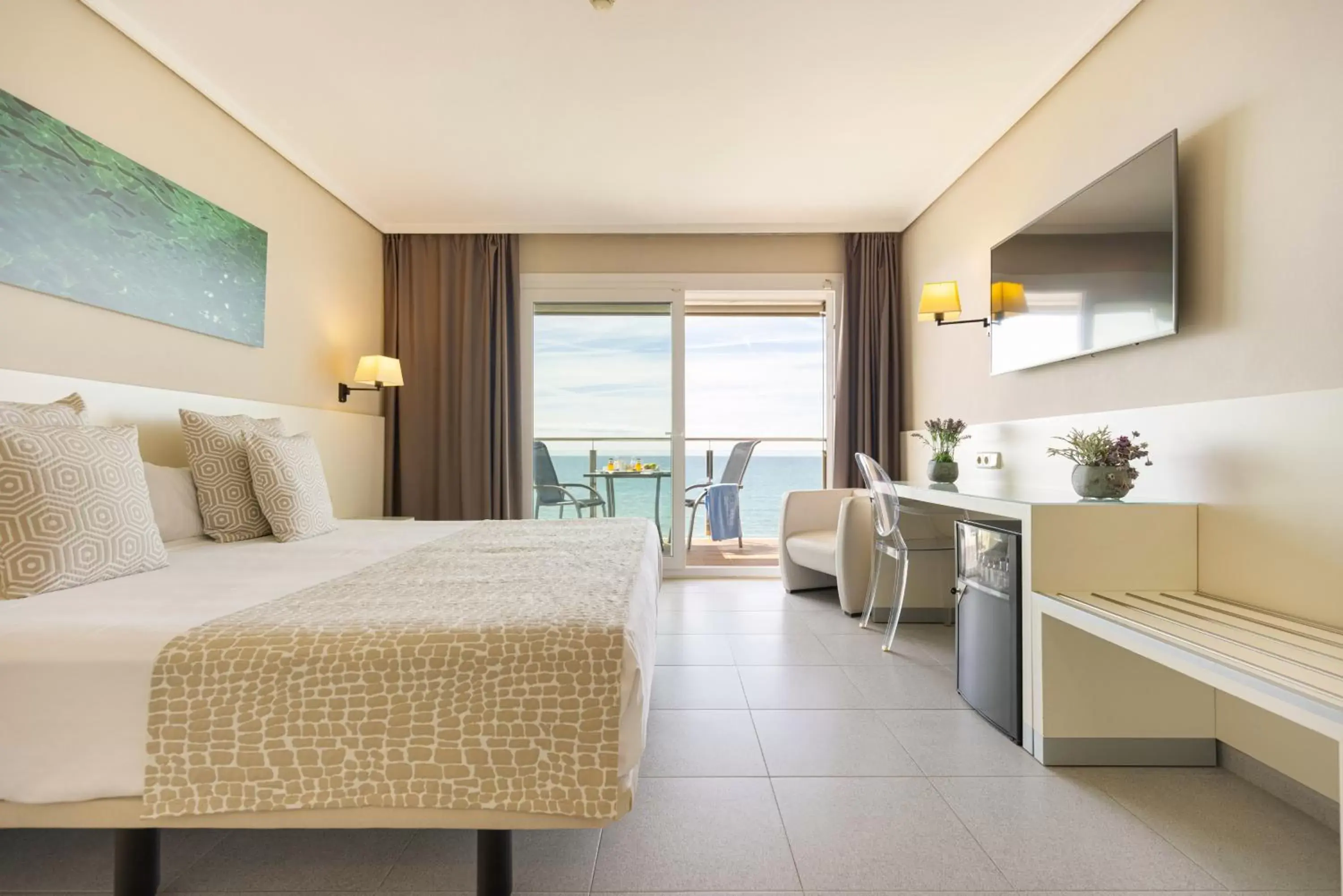 Standard Double or Twin Room with Sea View - single occupancy in Calipolis