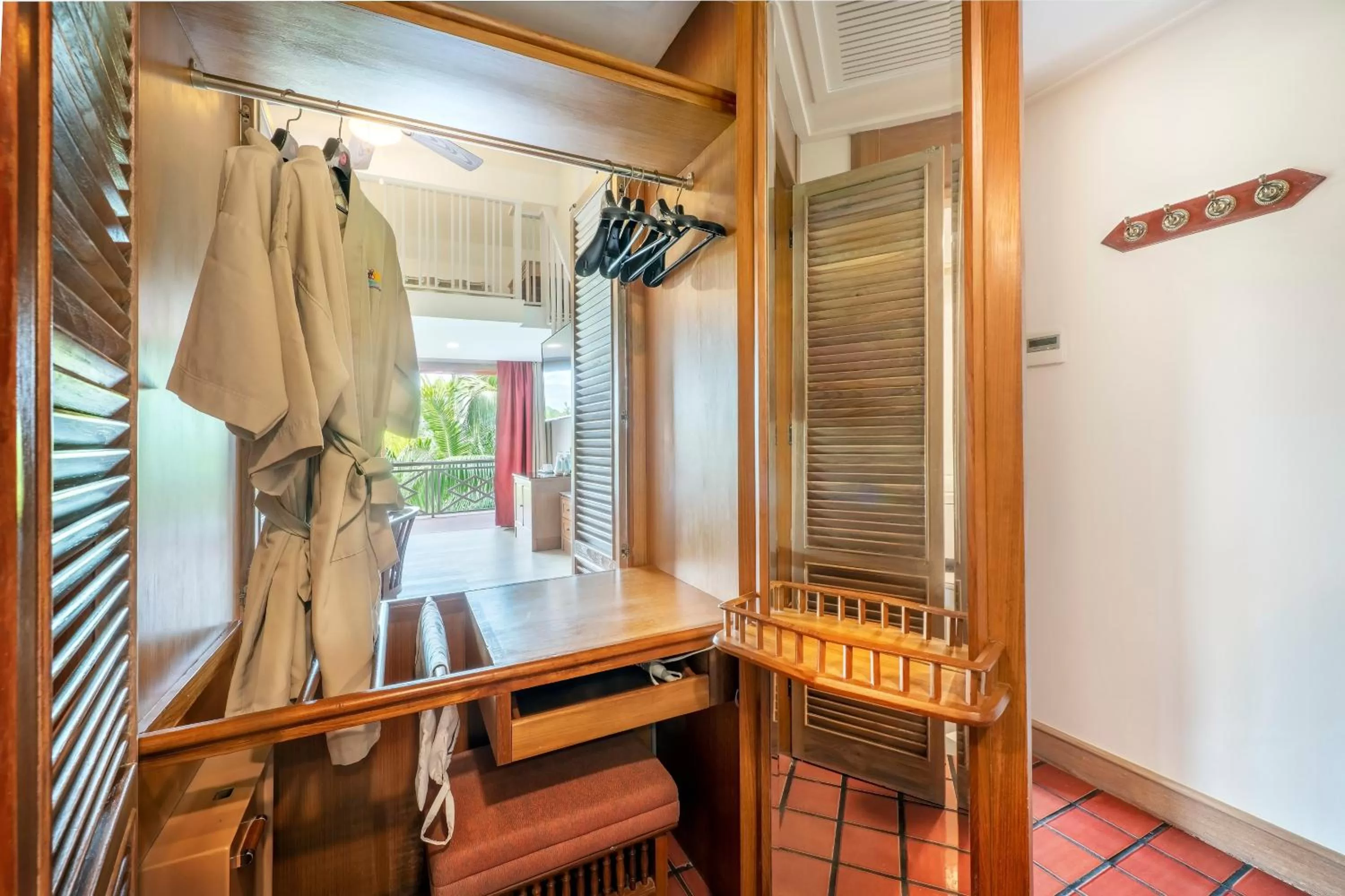 wardrobe in Chada Thai Village