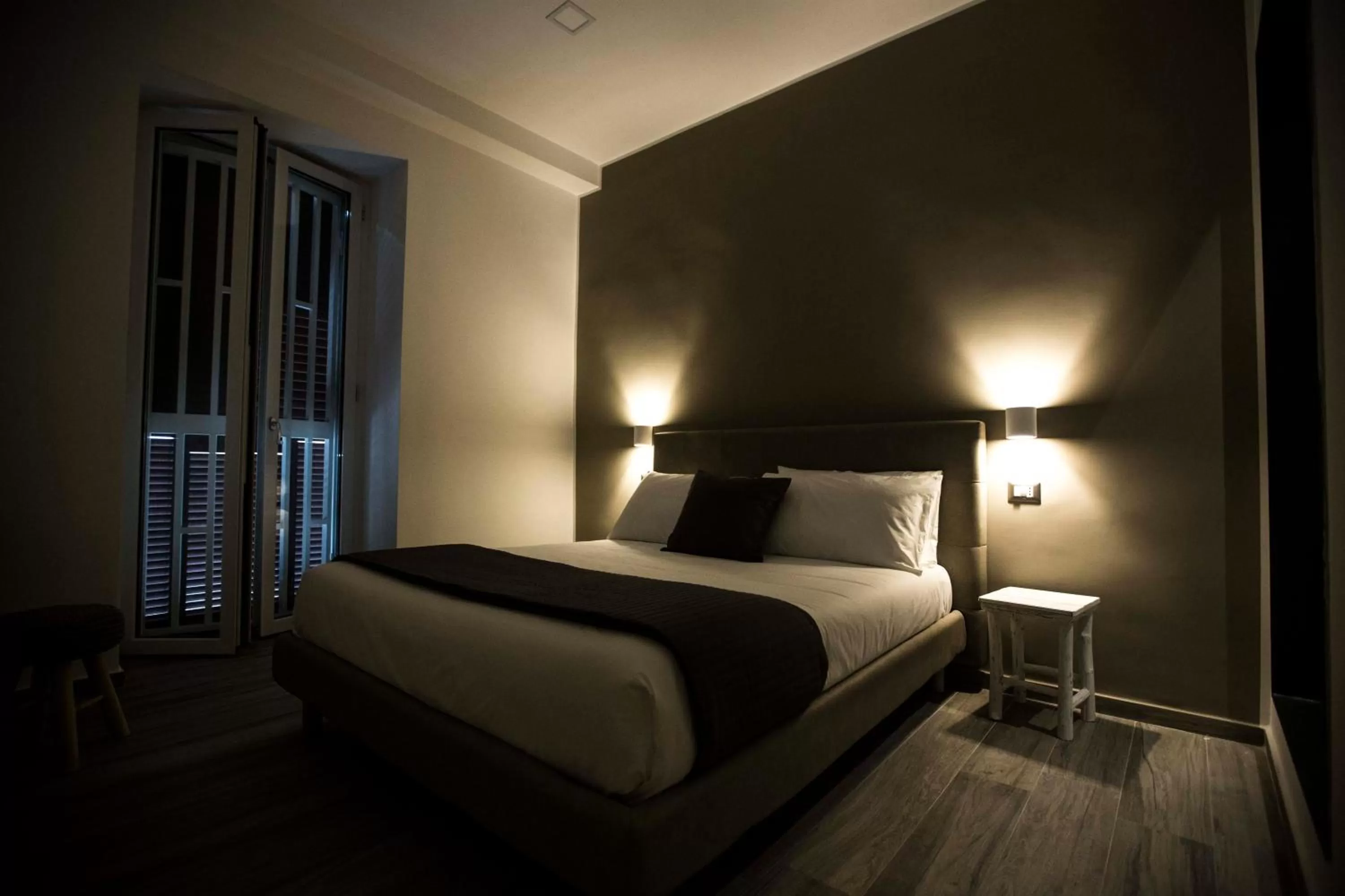 Bed in GB Central Station Napoli