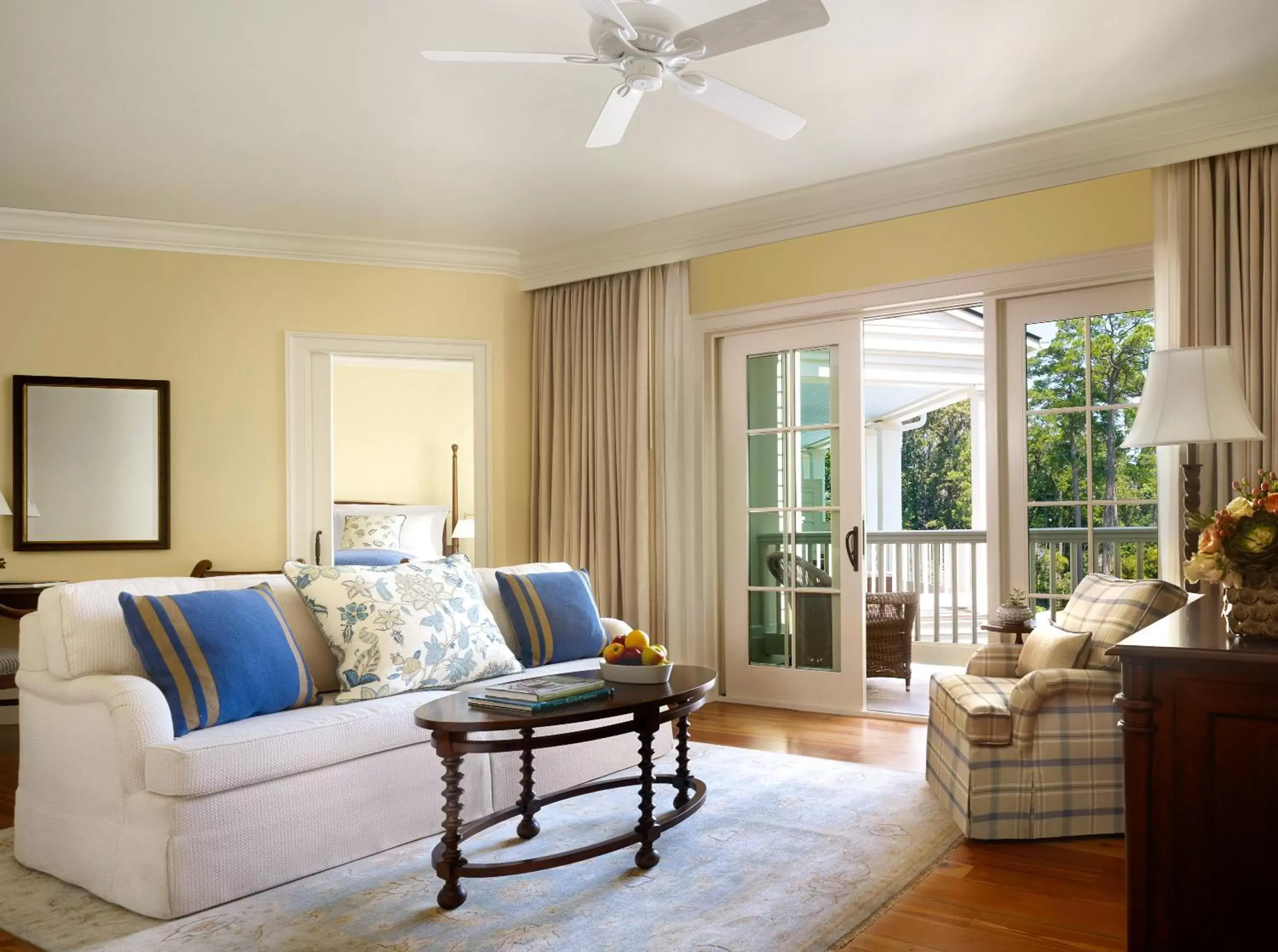 Living room, Seating Area in Montage Palmetto Bluff