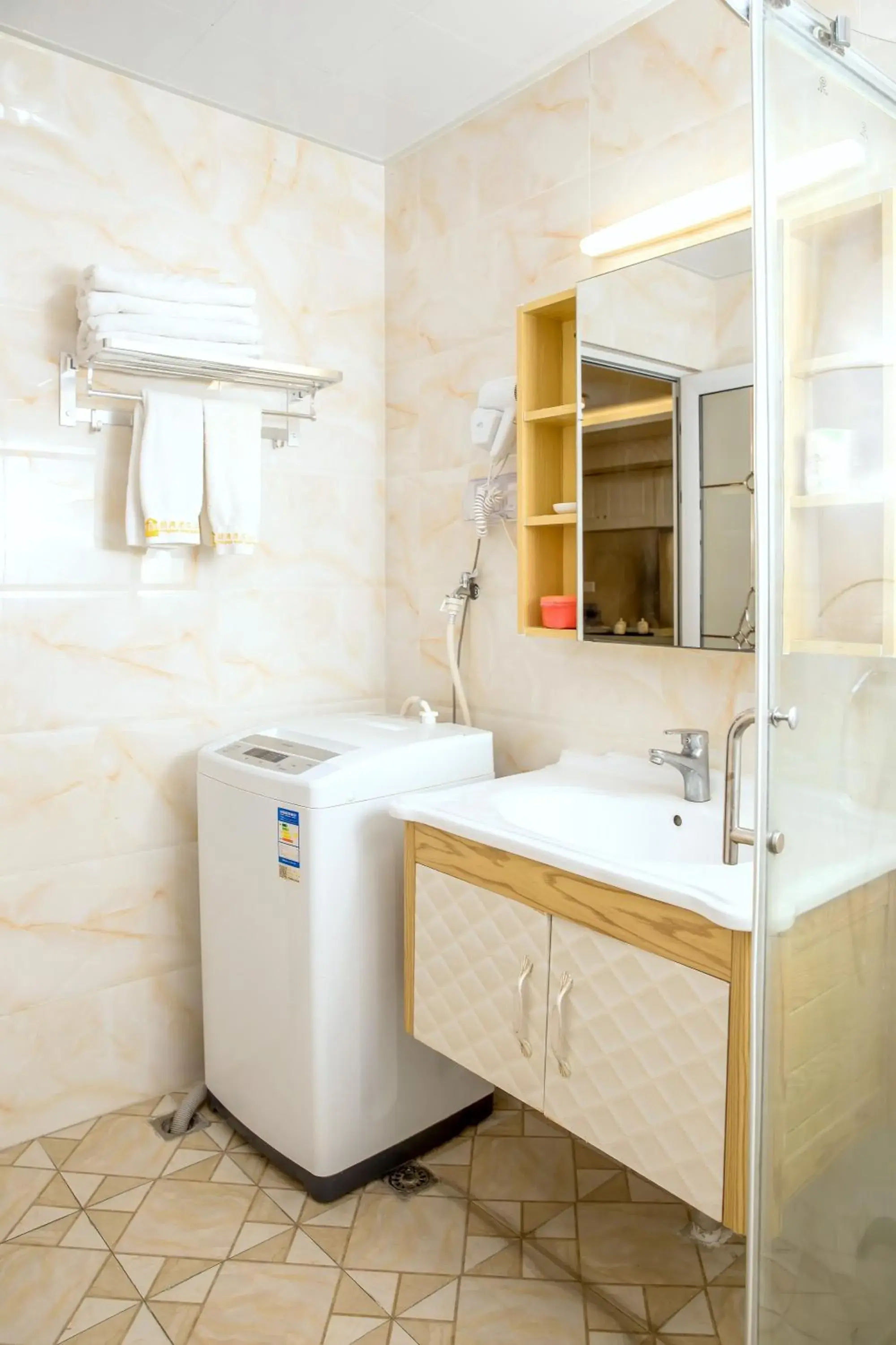 Bathroom in Guangzhou Pengman Apartment Zhengjia Huanshi Branch