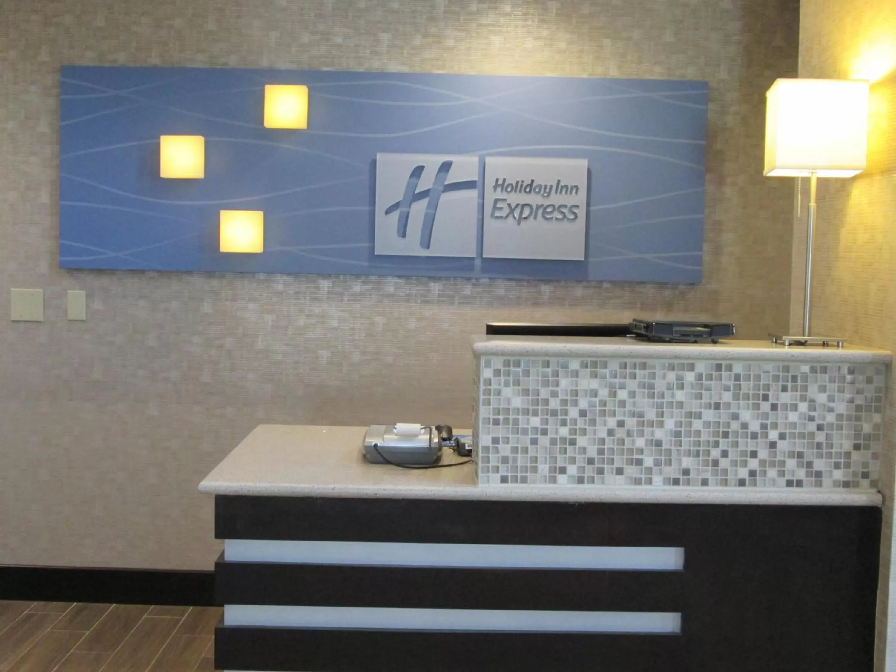 Property building, Lobby/Reception in Holiday Inn Express Cloverdale - Greencastle, an IHG Hotel