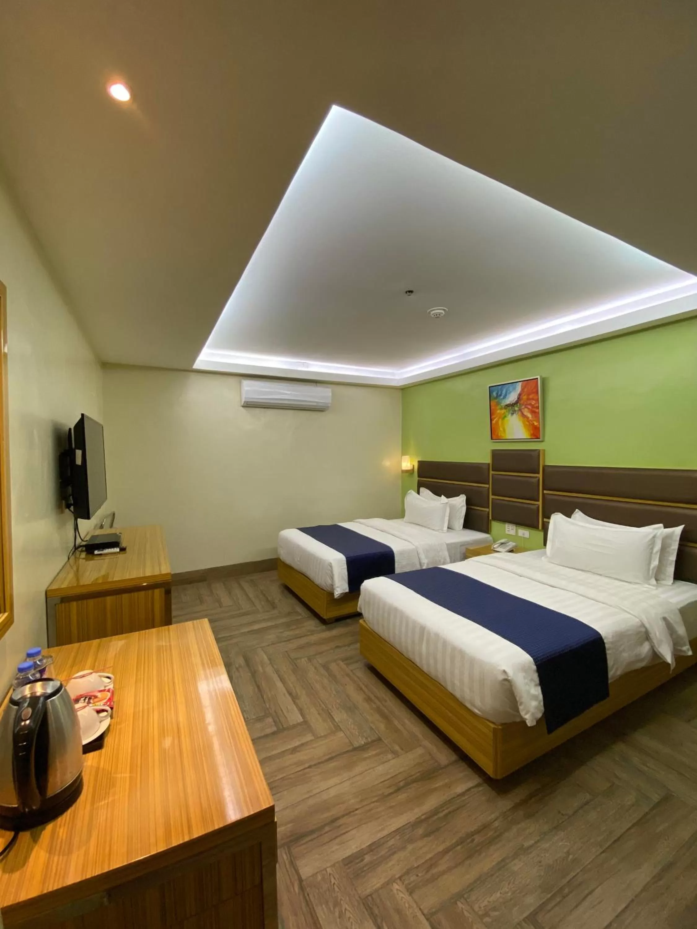 Bed in Sun Star Grand Hotel